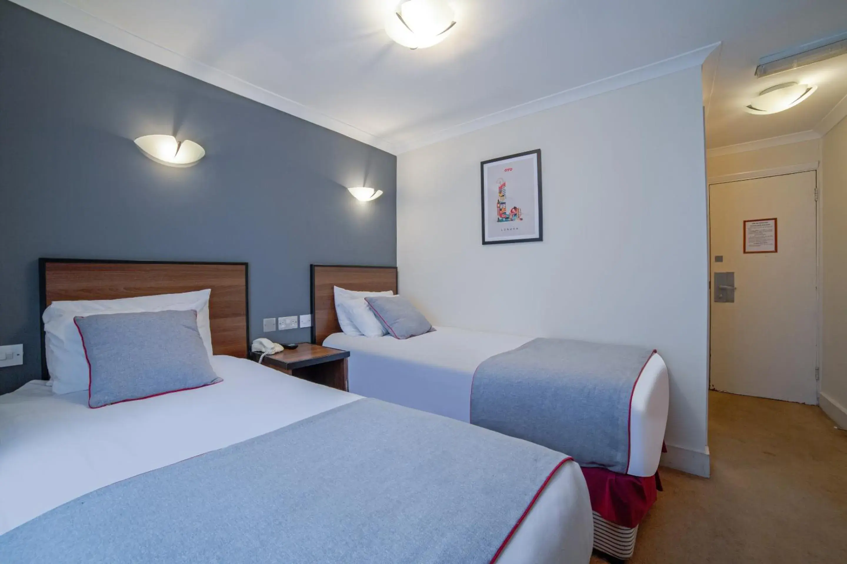 Standard Twin Room in Elysee Hyde Park Standard Twin Room in Elysee Hyde Park