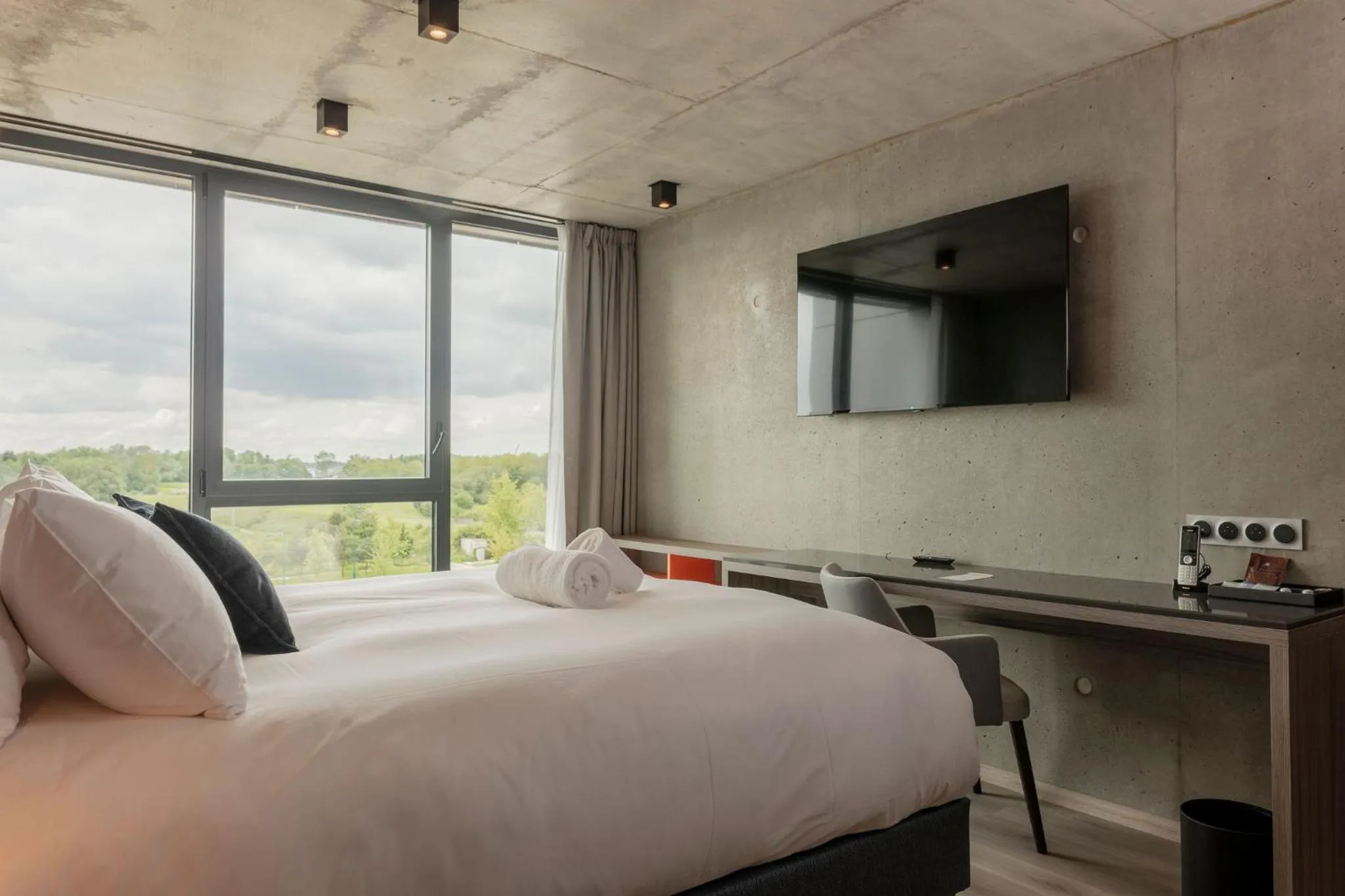 Bed in Ki Space Hotel & Spa - near Disneyland Paris