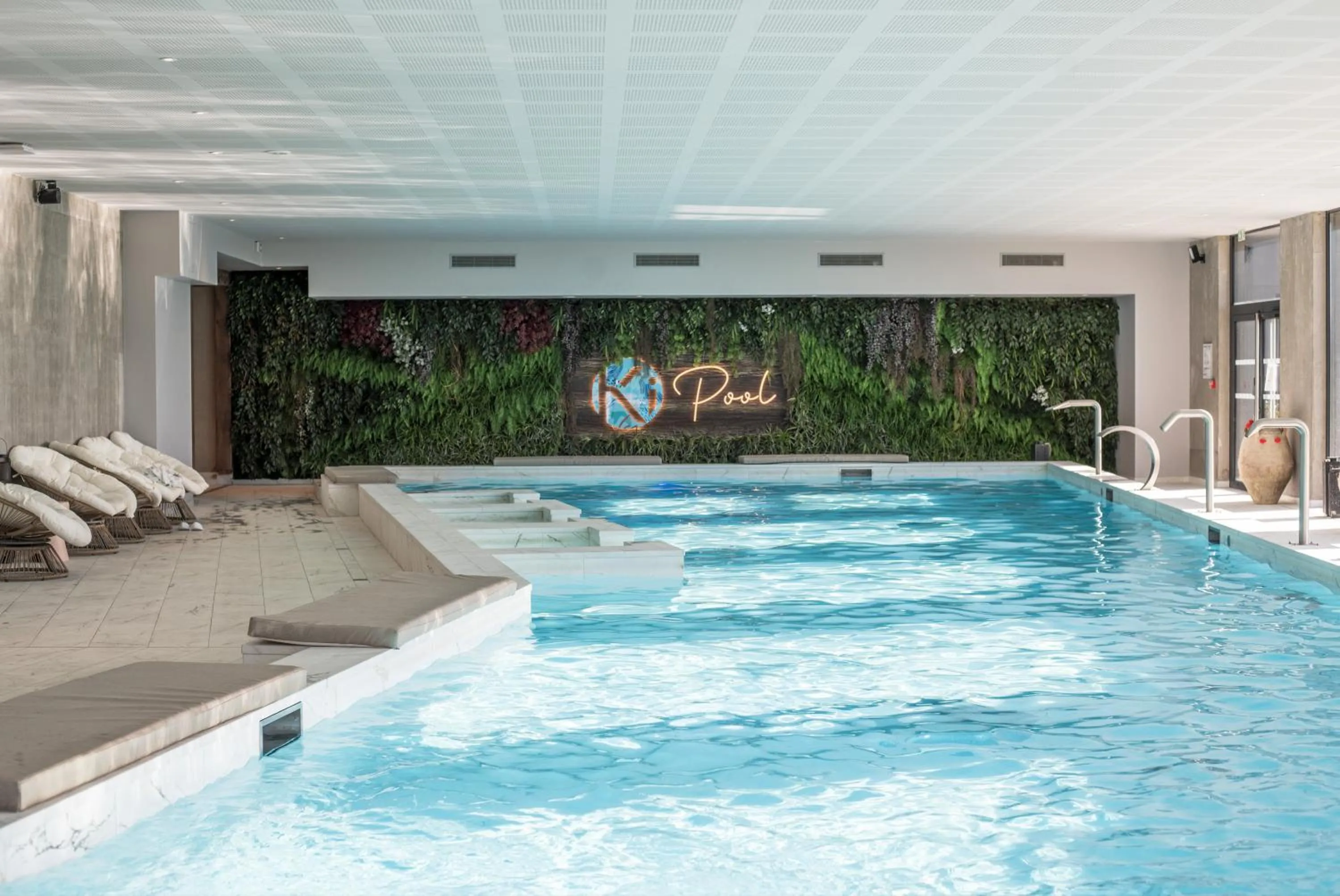 Hot Tub in Ki Space Hotel & Spa - near Disneyland Paris