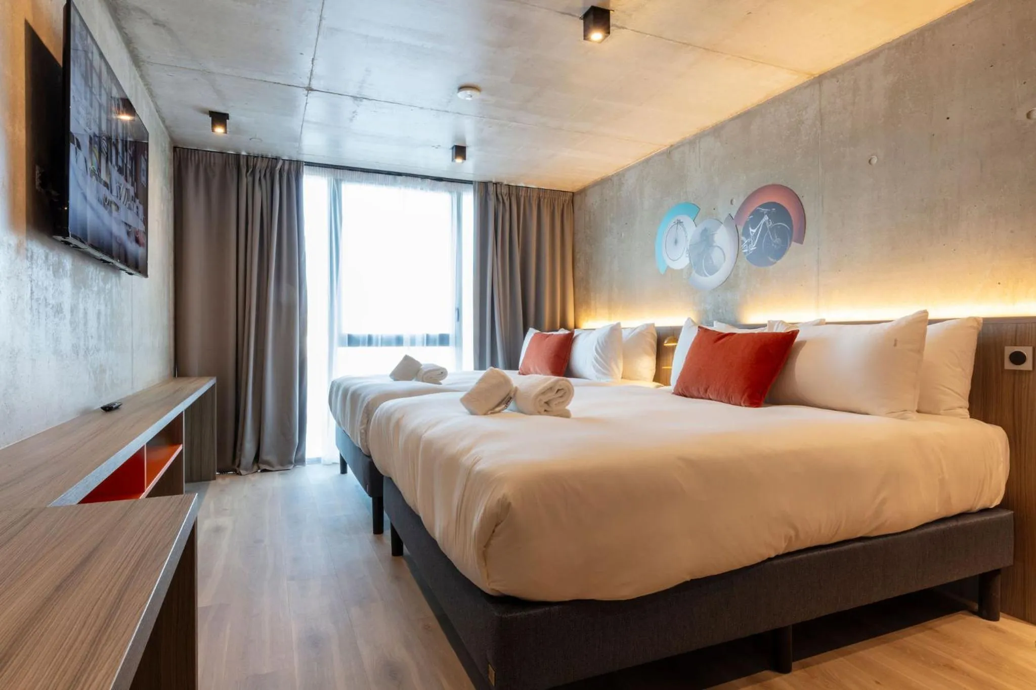 Bed in Ki Space Hotel & Spa - near Disneyland Paris