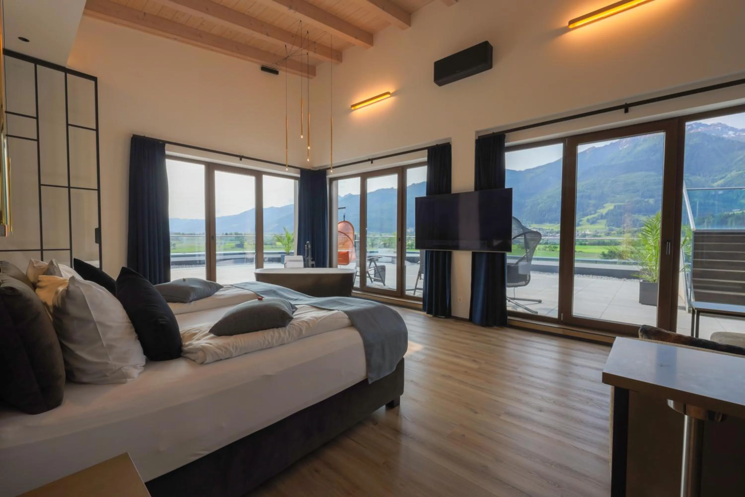 Bed in Sonja Alpine Resort