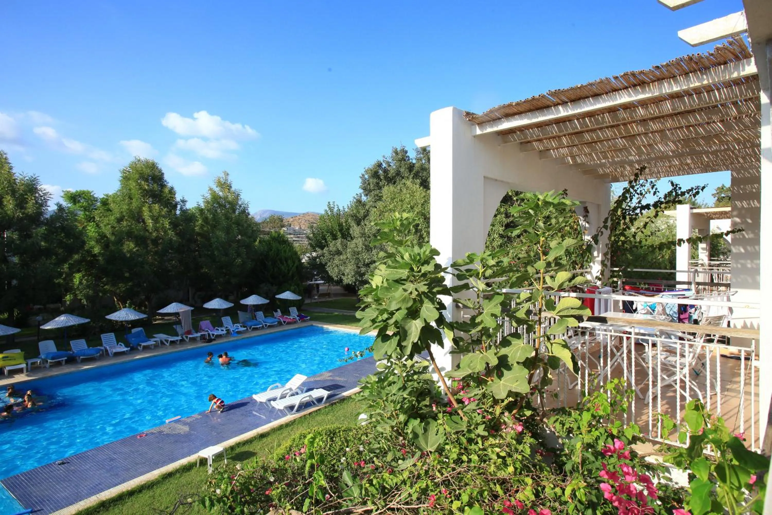 Patio in Muskebi Apart Otel