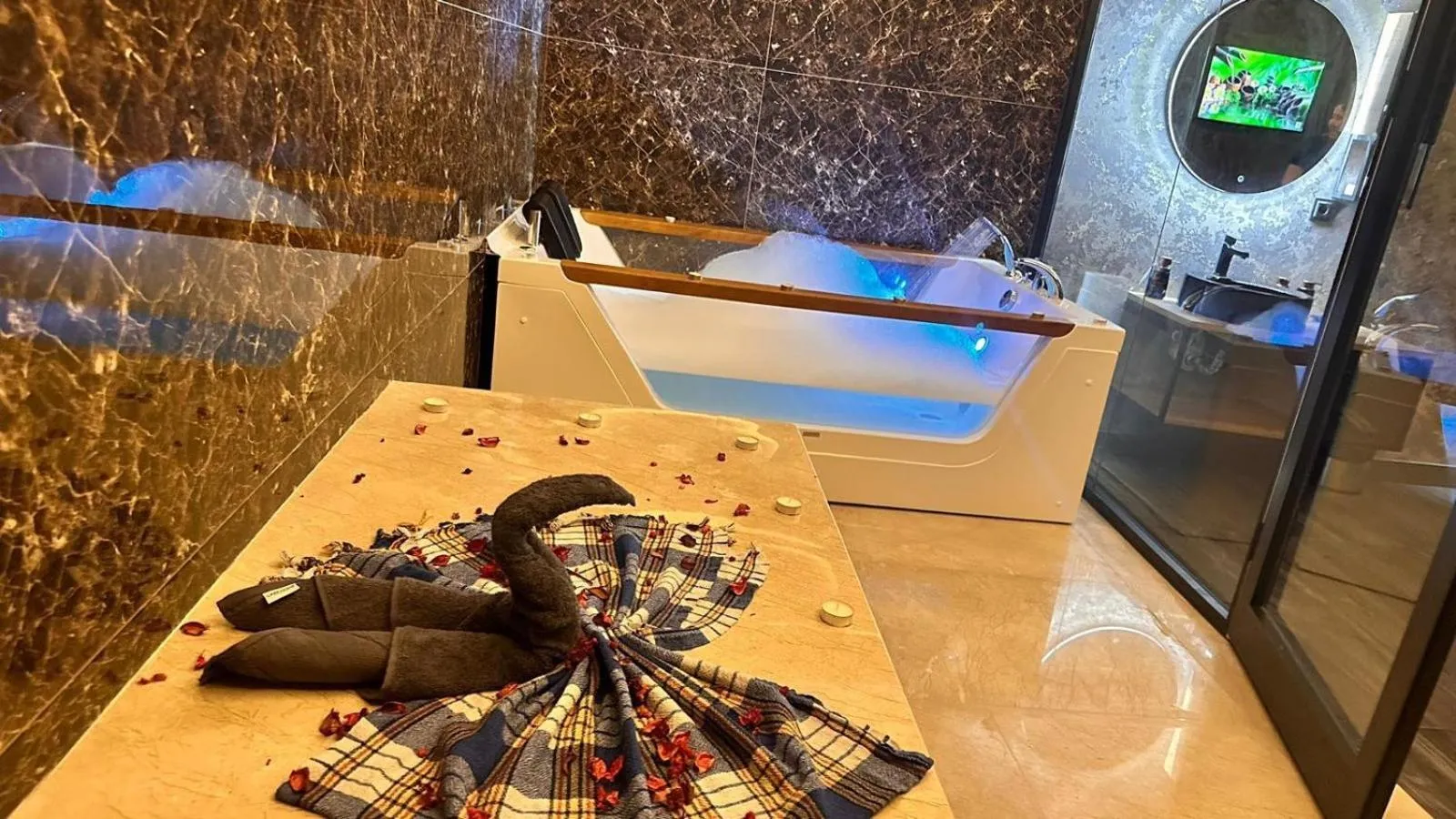 Massage in Cip Hotel & Spa - İstanbul Bakırköy City Center