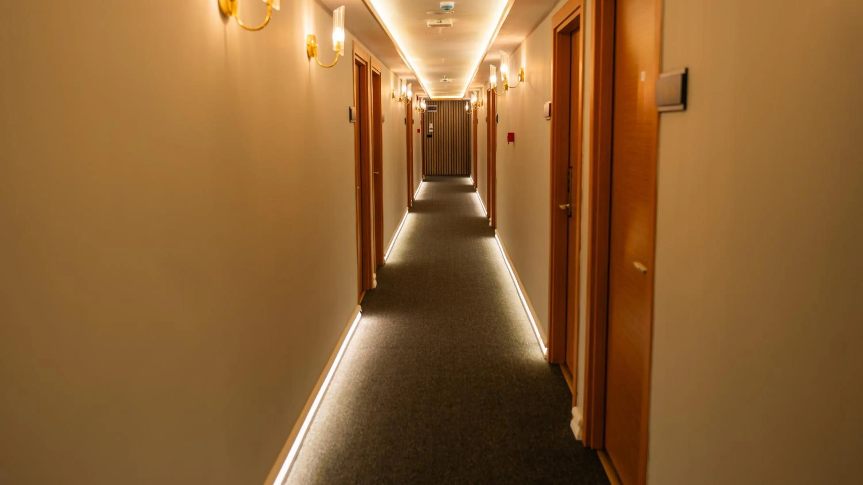 Property building in Cip Hotel & Spa - İstanbul Bakırköy City Center