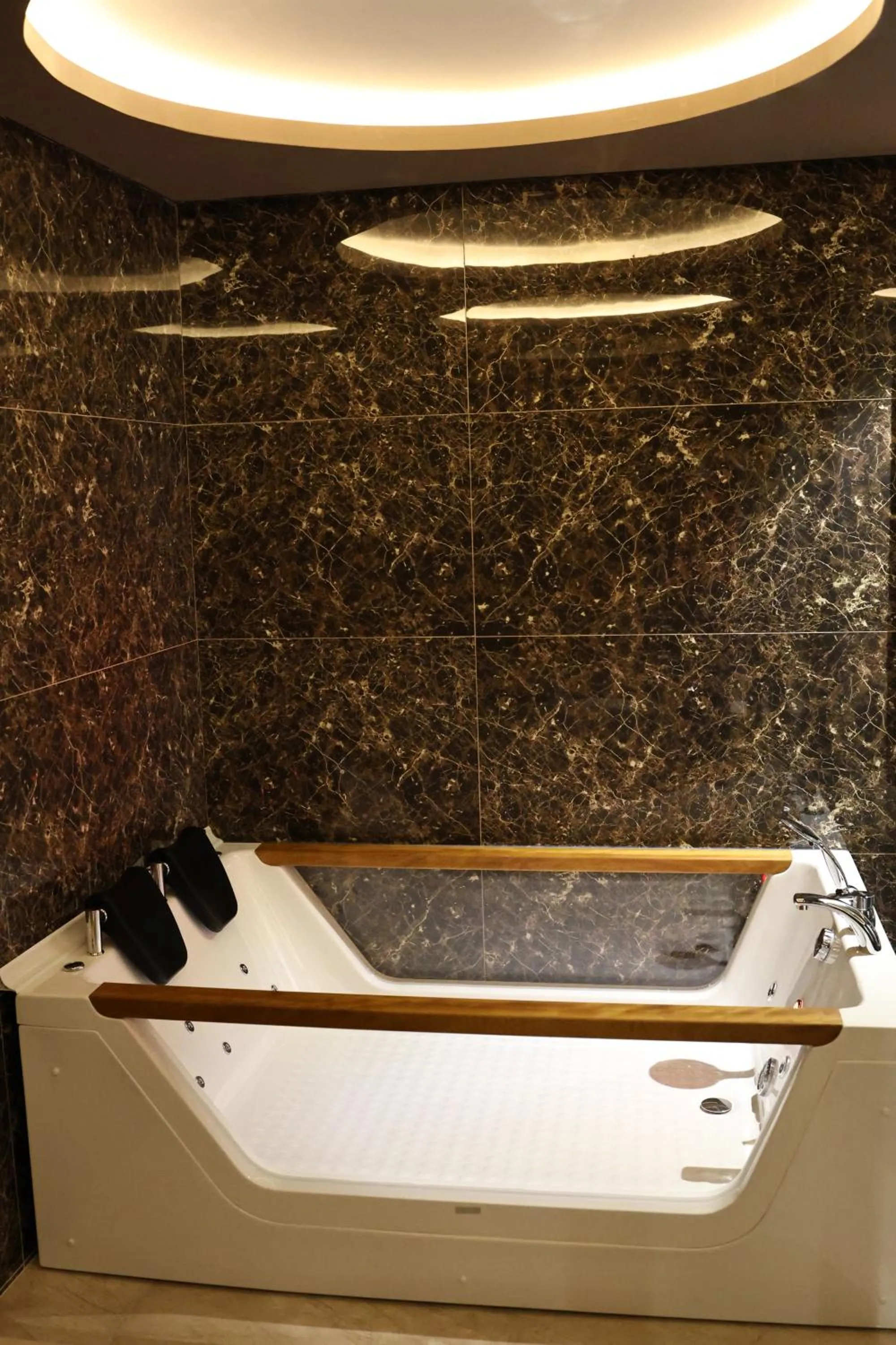 Property building in Cip Hotel & Spa - İstanbul Bakırköy City Center