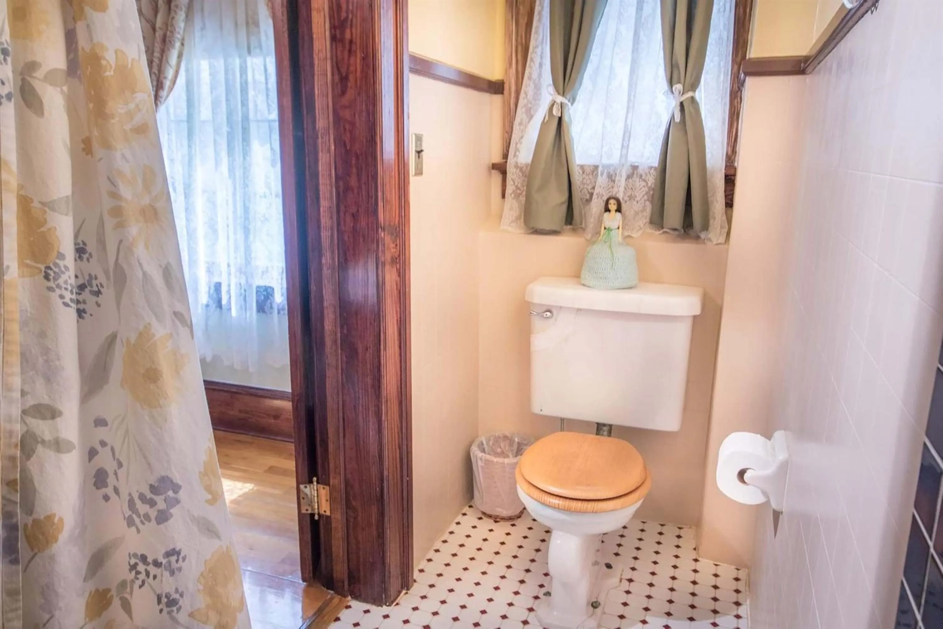 Bathroom in The Edgewater Hotel