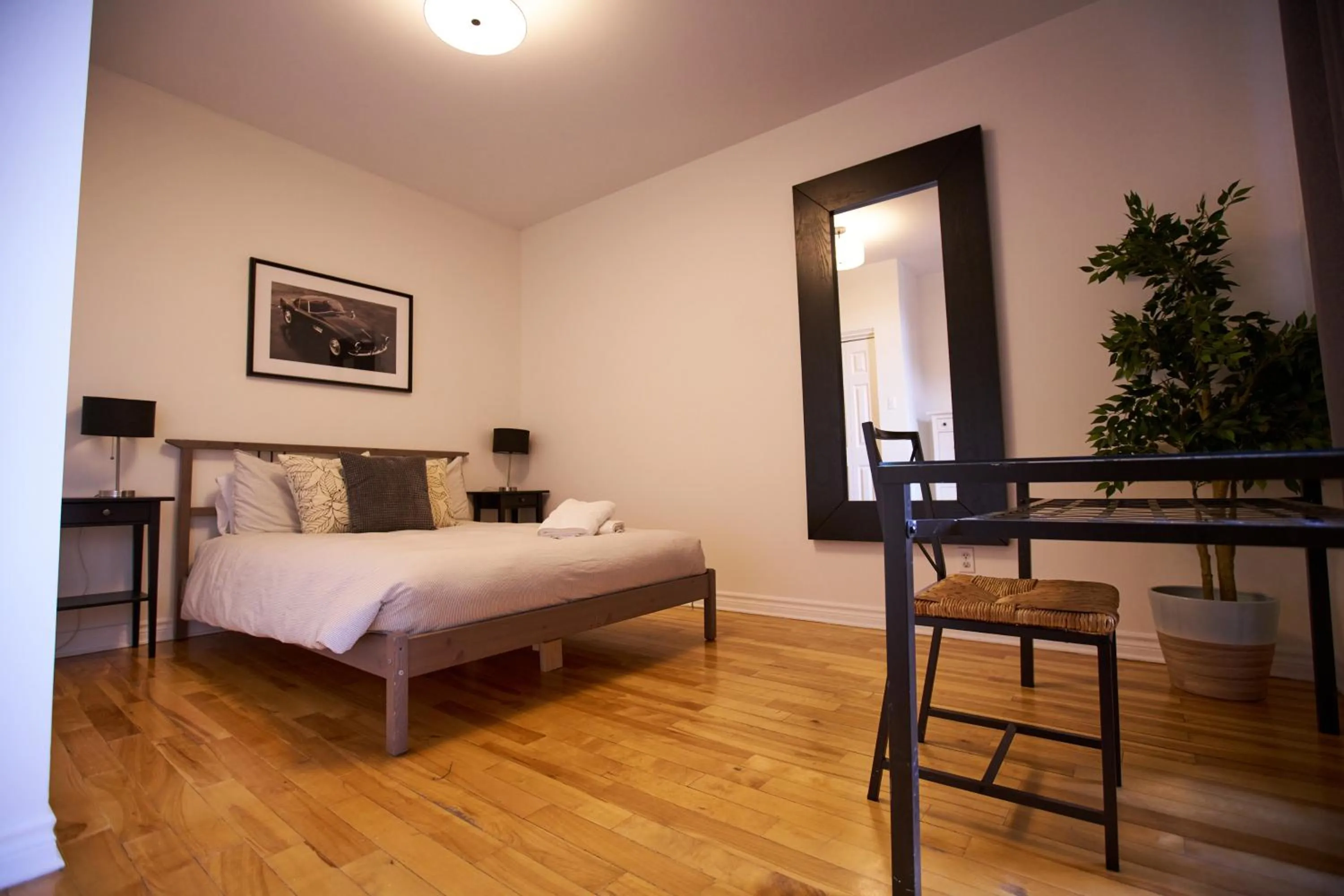 Bed in Le Metro Mont-Royal by HomeInMontreal