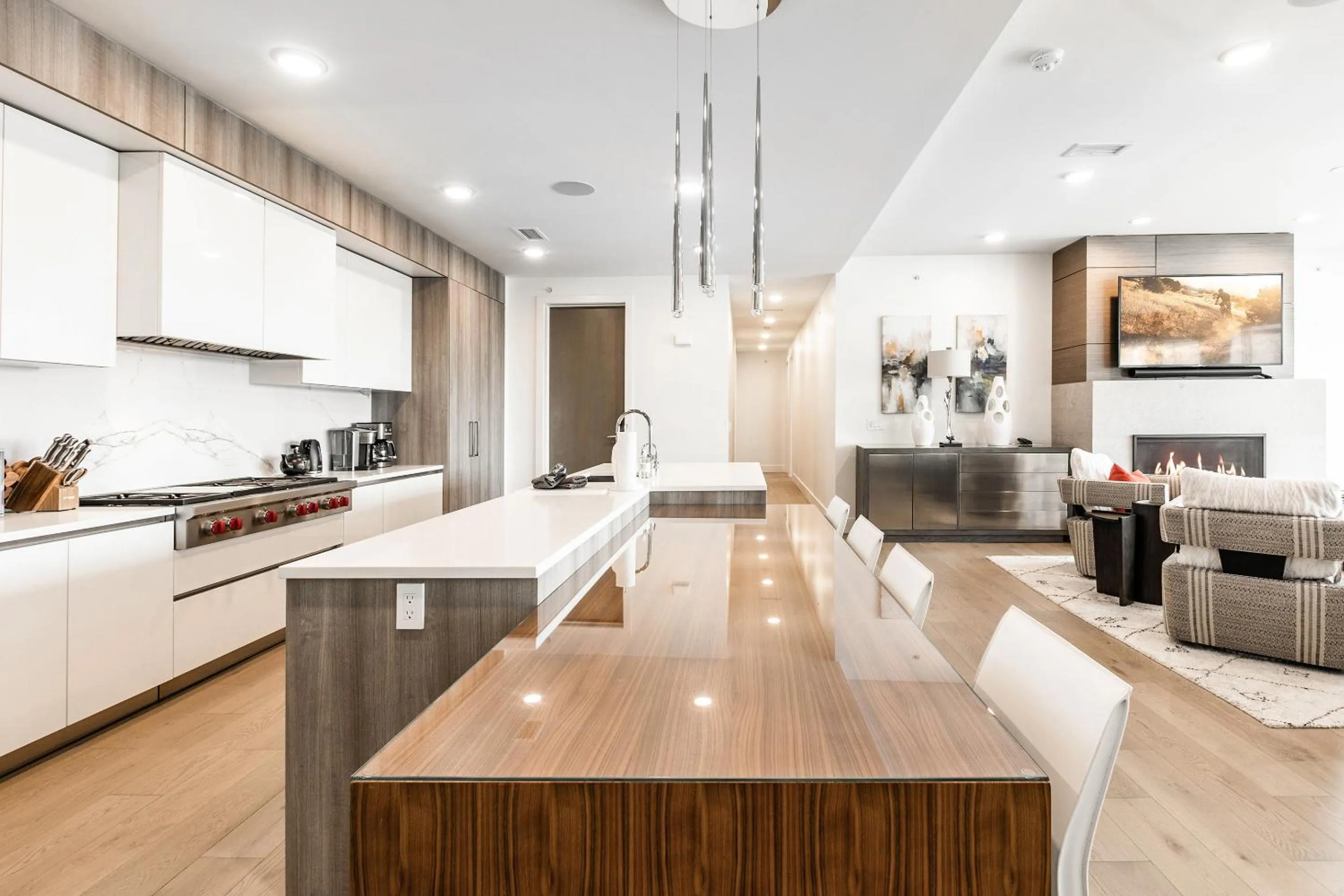 TV and multimedia, Kitchen/Kitchenette in Apex at Park City