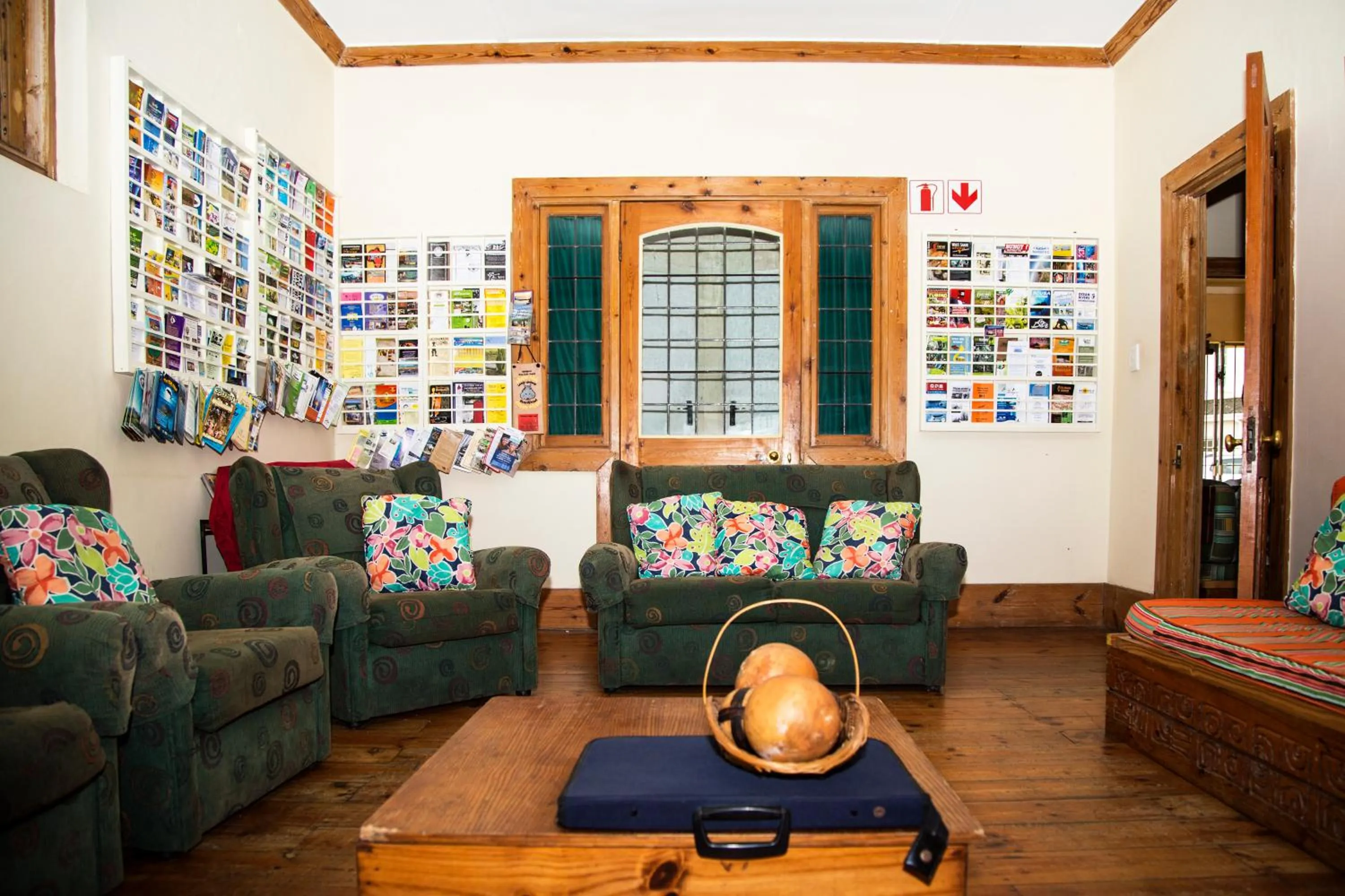 Lounge or bar in Jikeleza Lodge