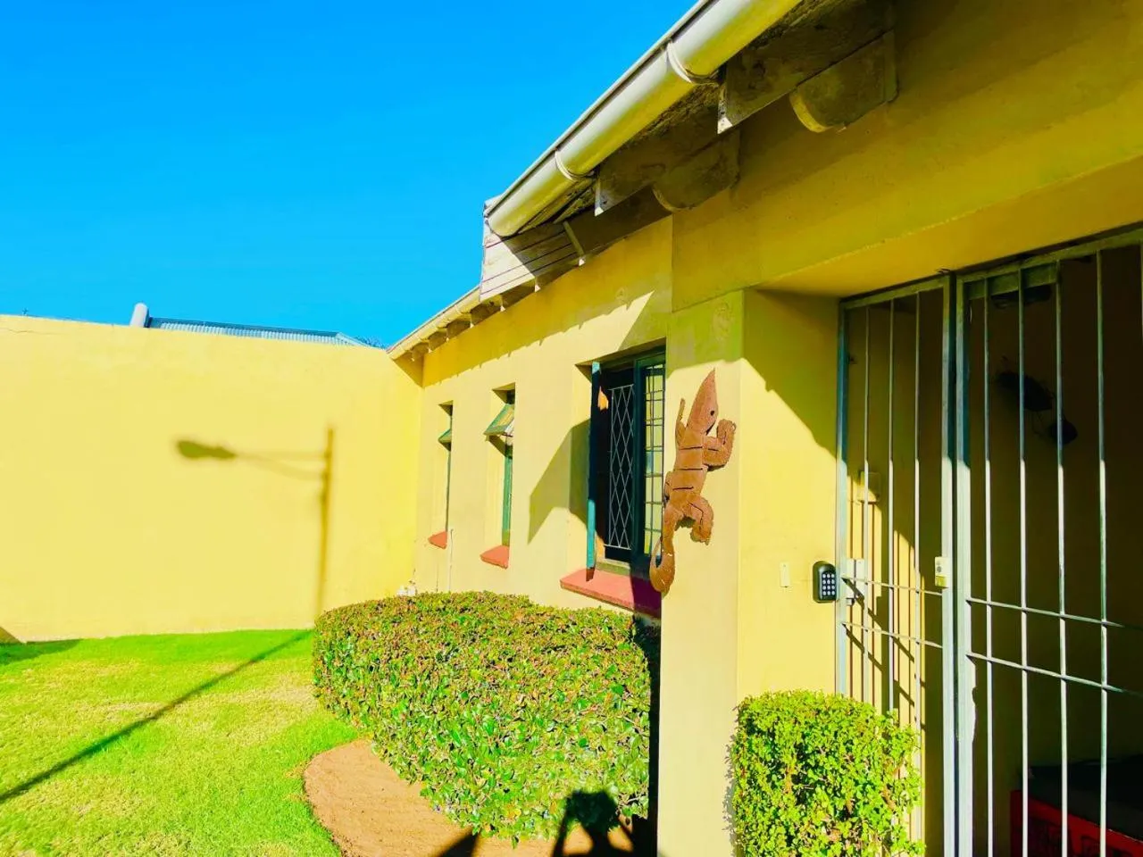 Property building in Jikeleza Lodge