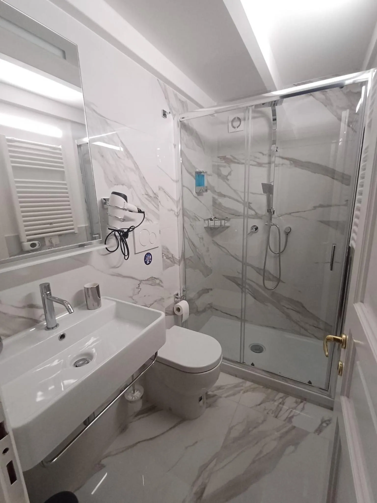 Bathroom in Assunta Domus