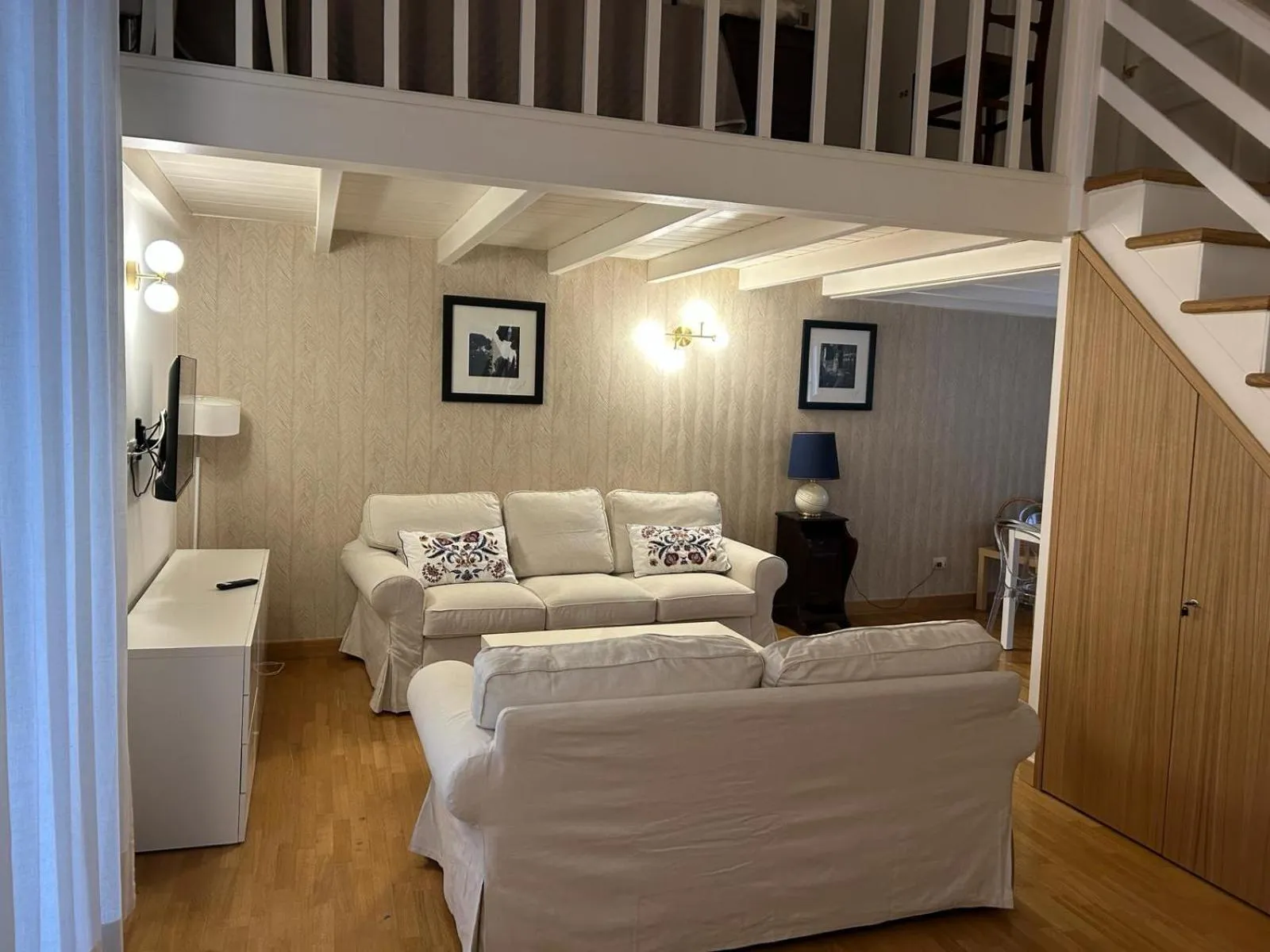 Seating area in Assunta Domus