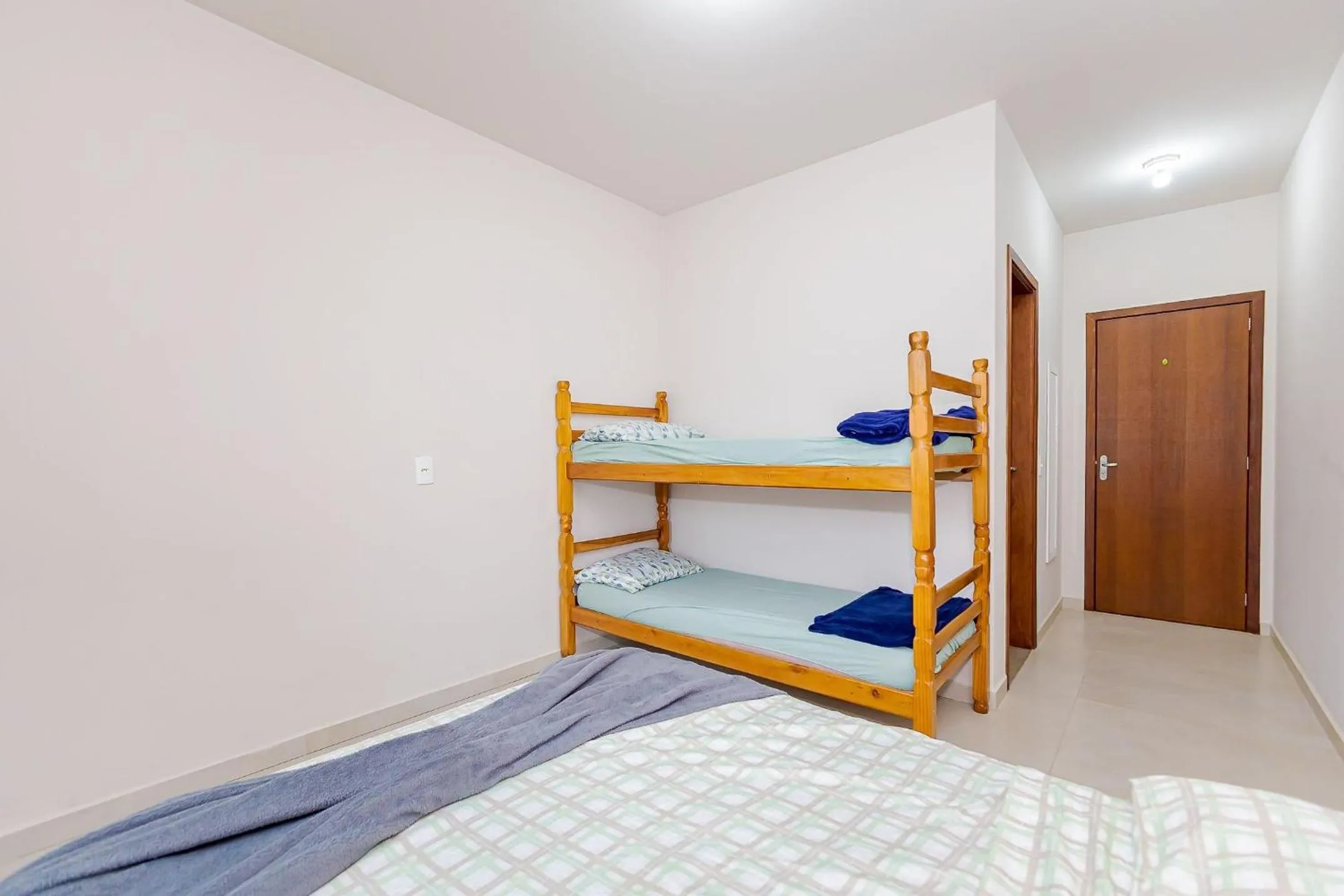 Bedroom in Apenas 700m do mar e 25min do Beto Carrero