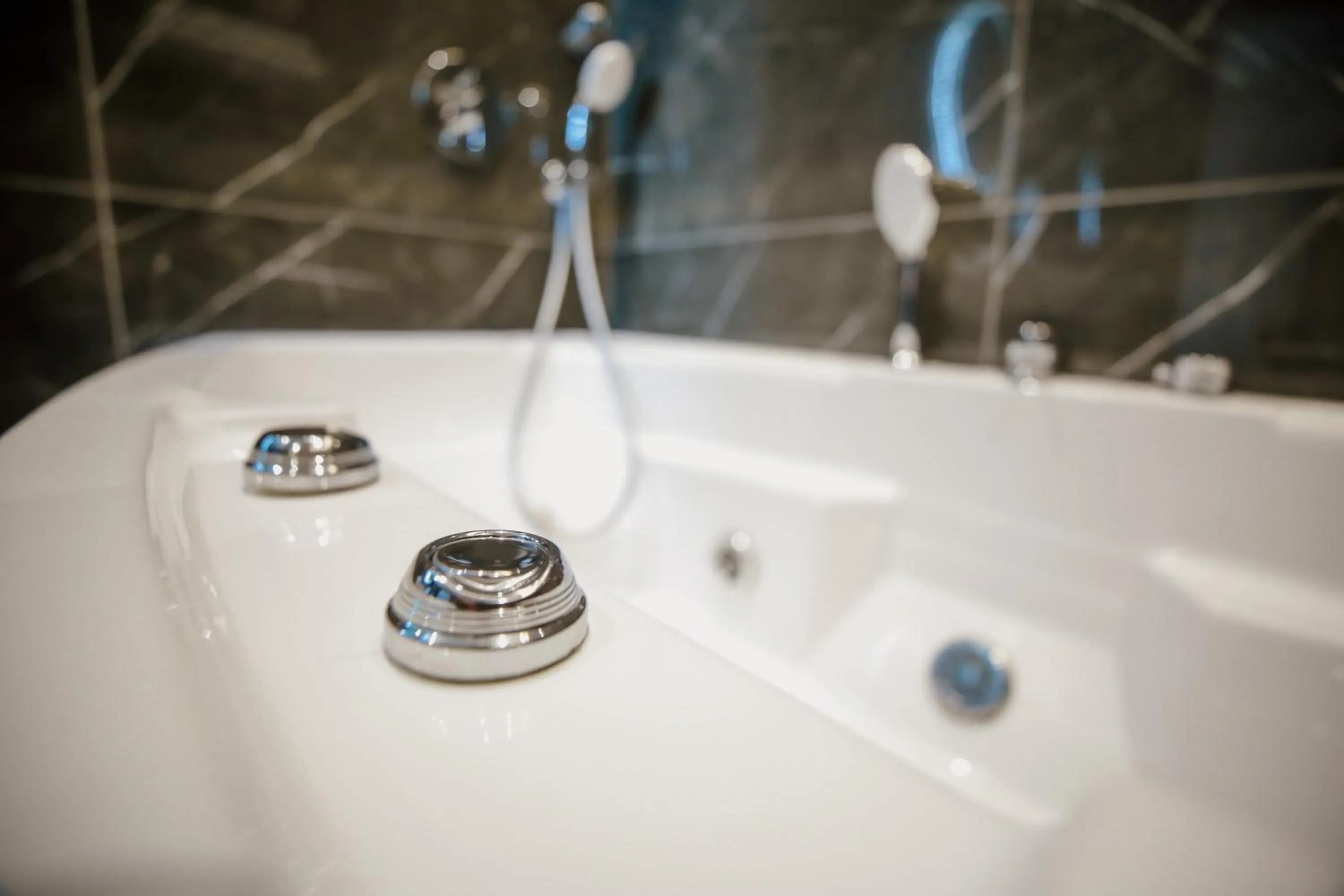 Bath in Klajdi Resort & SPA