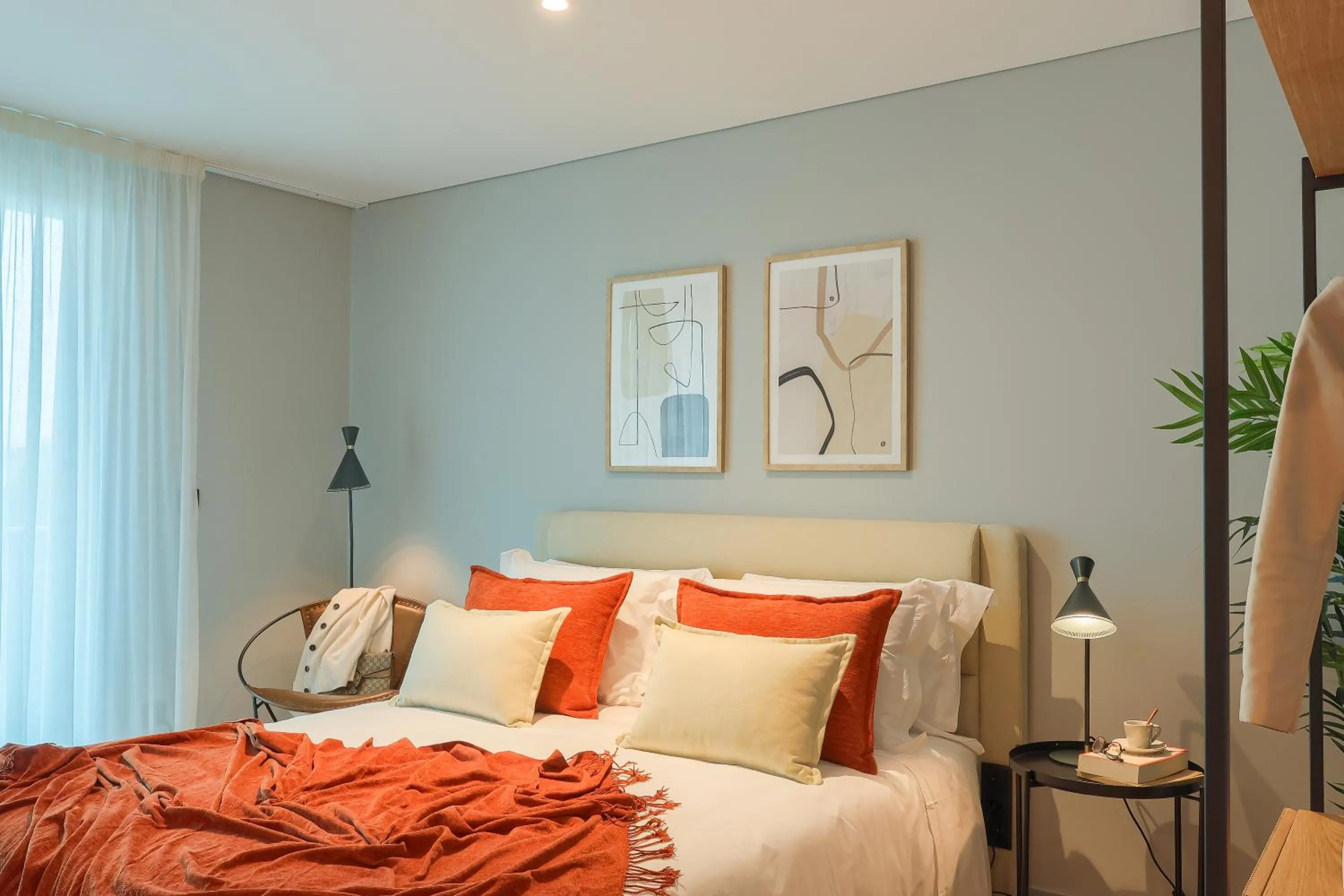 Bed in Nôma Living Icon Apartments