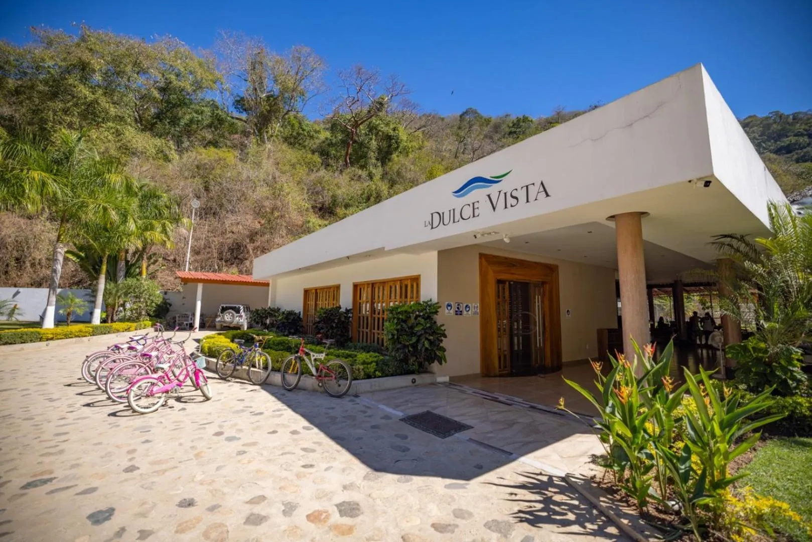 Facade/entrance in La Dulce Vista Hotel & Villas - Sierra Madre Puerto Vallarta