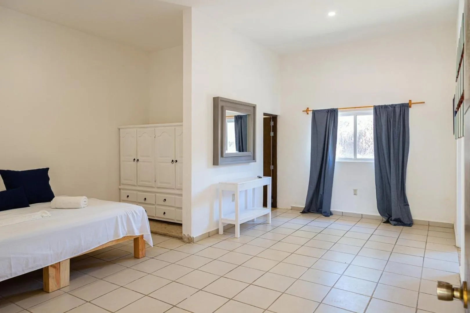 Bed in La Dulce Vista Hotel & Villas - Sierra Madre Puerto Vallarta