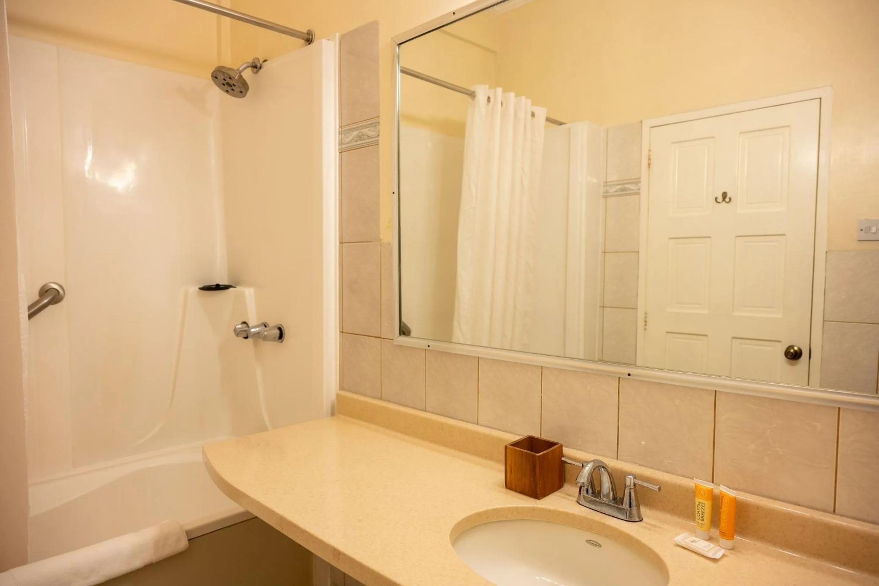 Shower in Grand Coastal Hotel