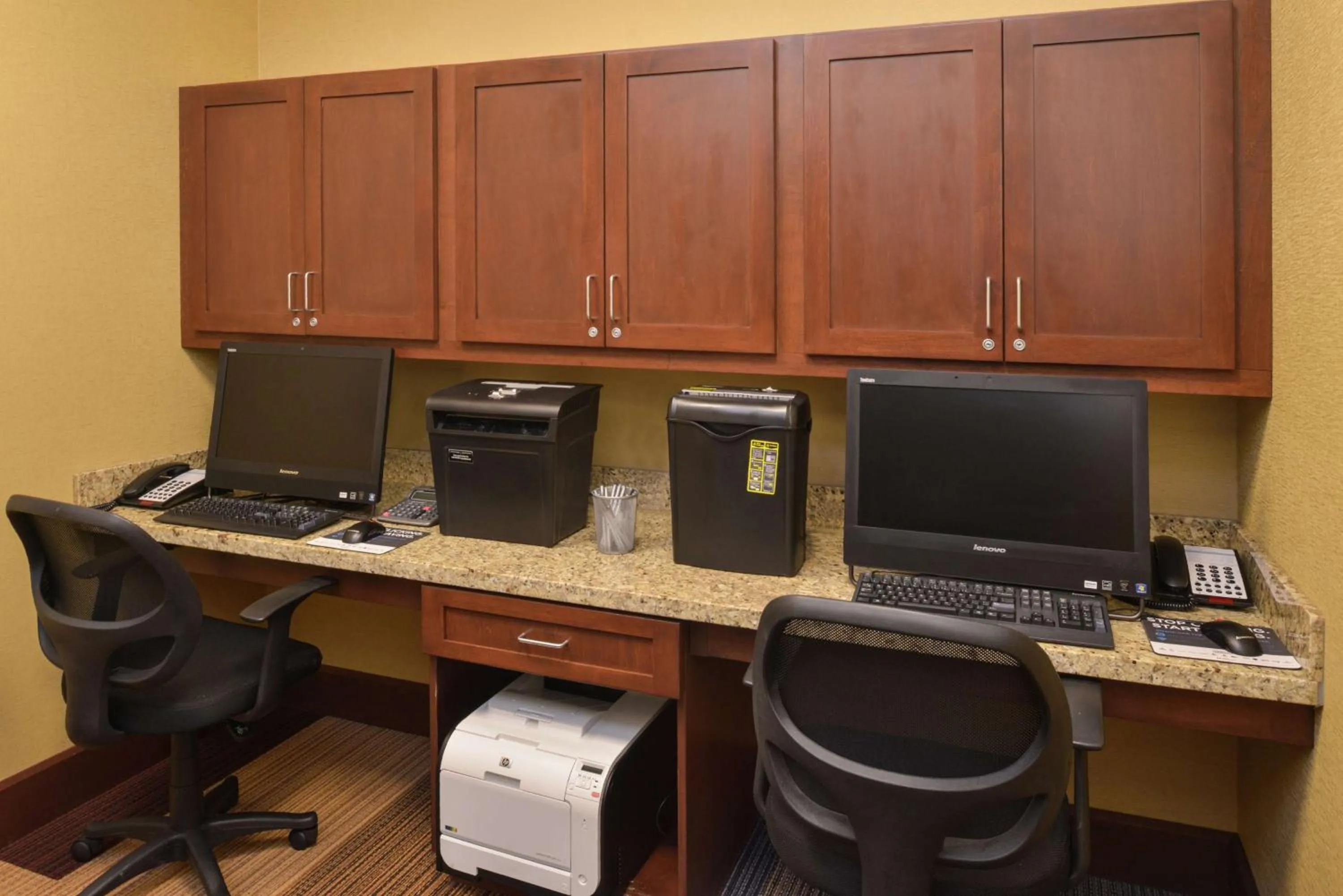Business facilities in Hampton Inn & Suites by Hilton Lonoke