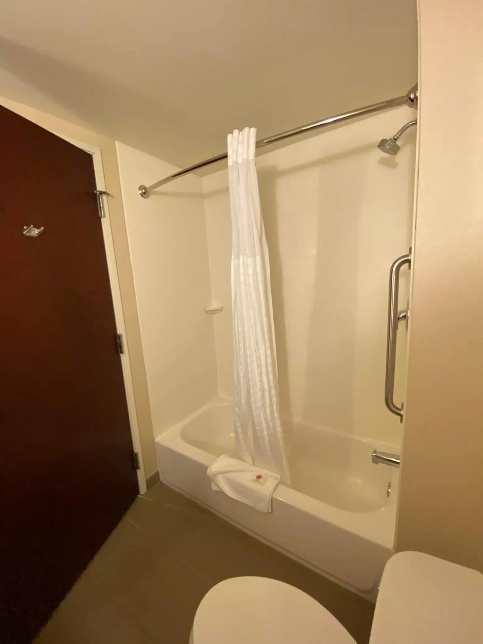 Shower in Comfort Inn & Suites Brattleboro I-91
