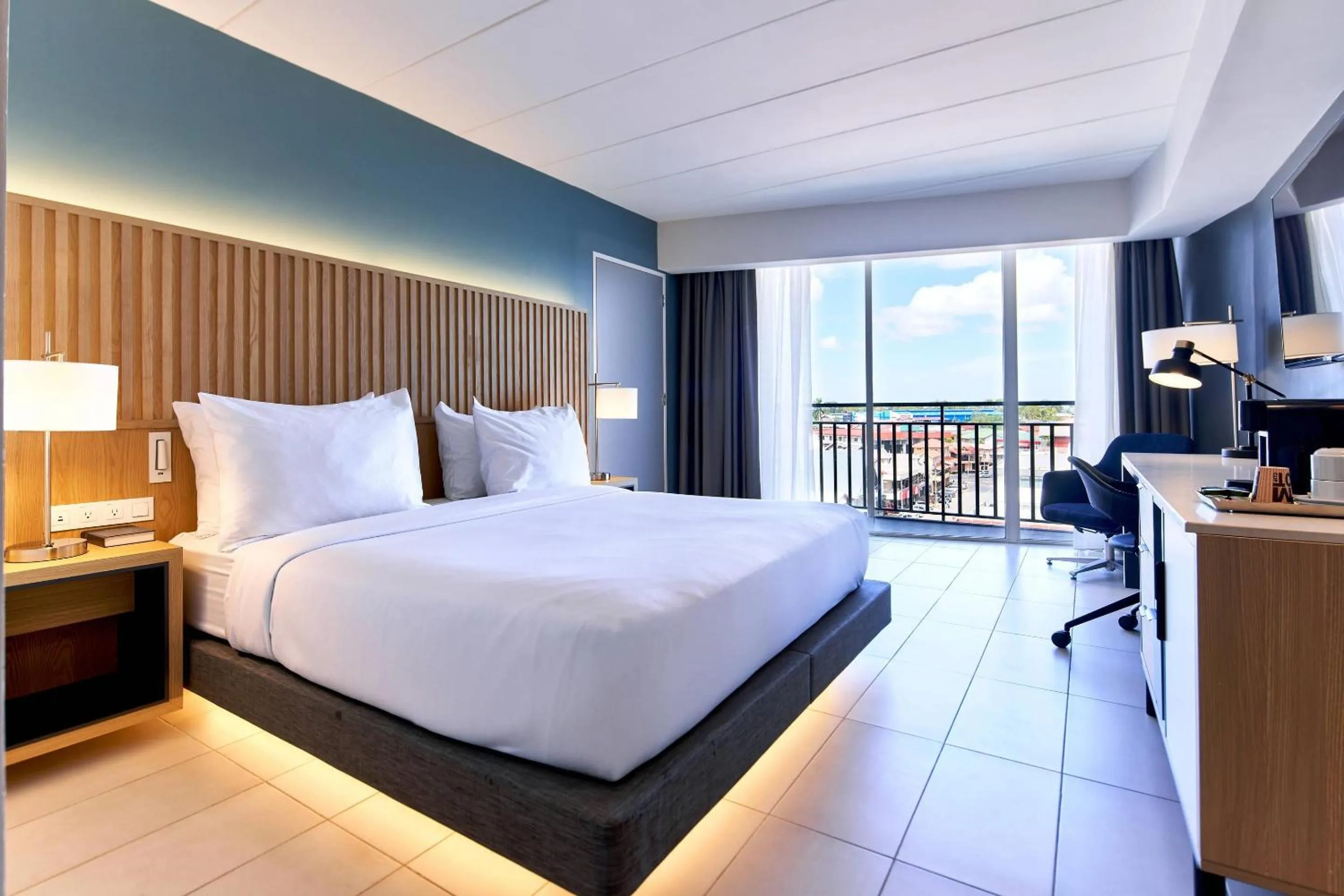 Bedroom, Bed in Radisson Hotel Paramaribo