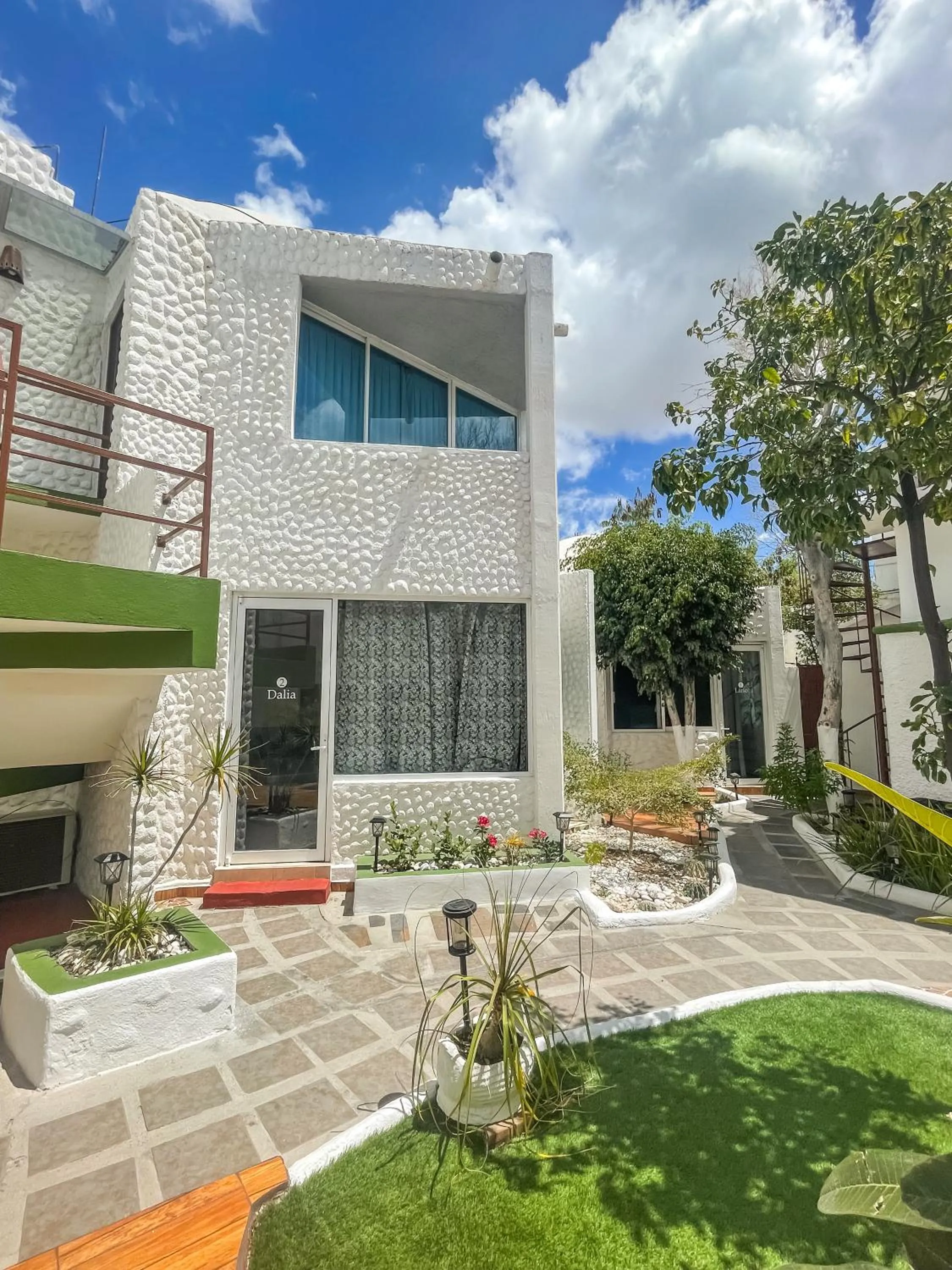 Patio in Hotel Allende