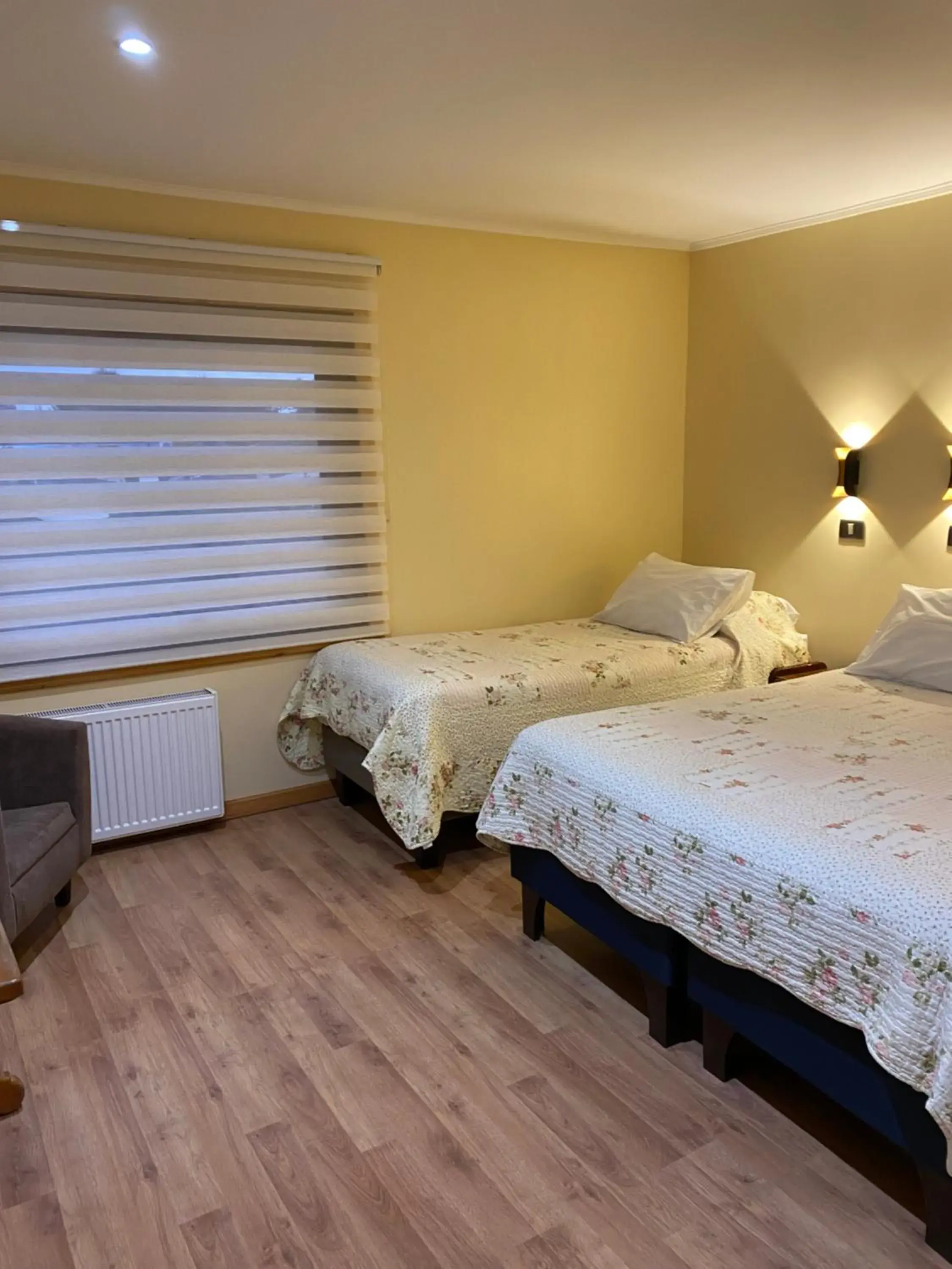 Family Room with Private Bathroom in Hostal Graciela Family Room with Private Bathroom in Hostal Graciela