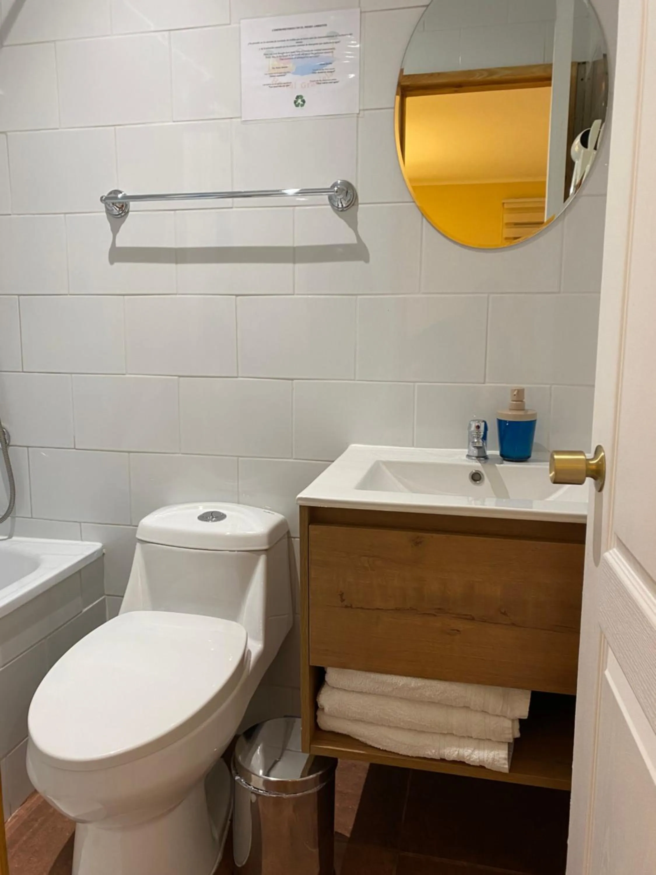 Bathroom in Hostal Graciela