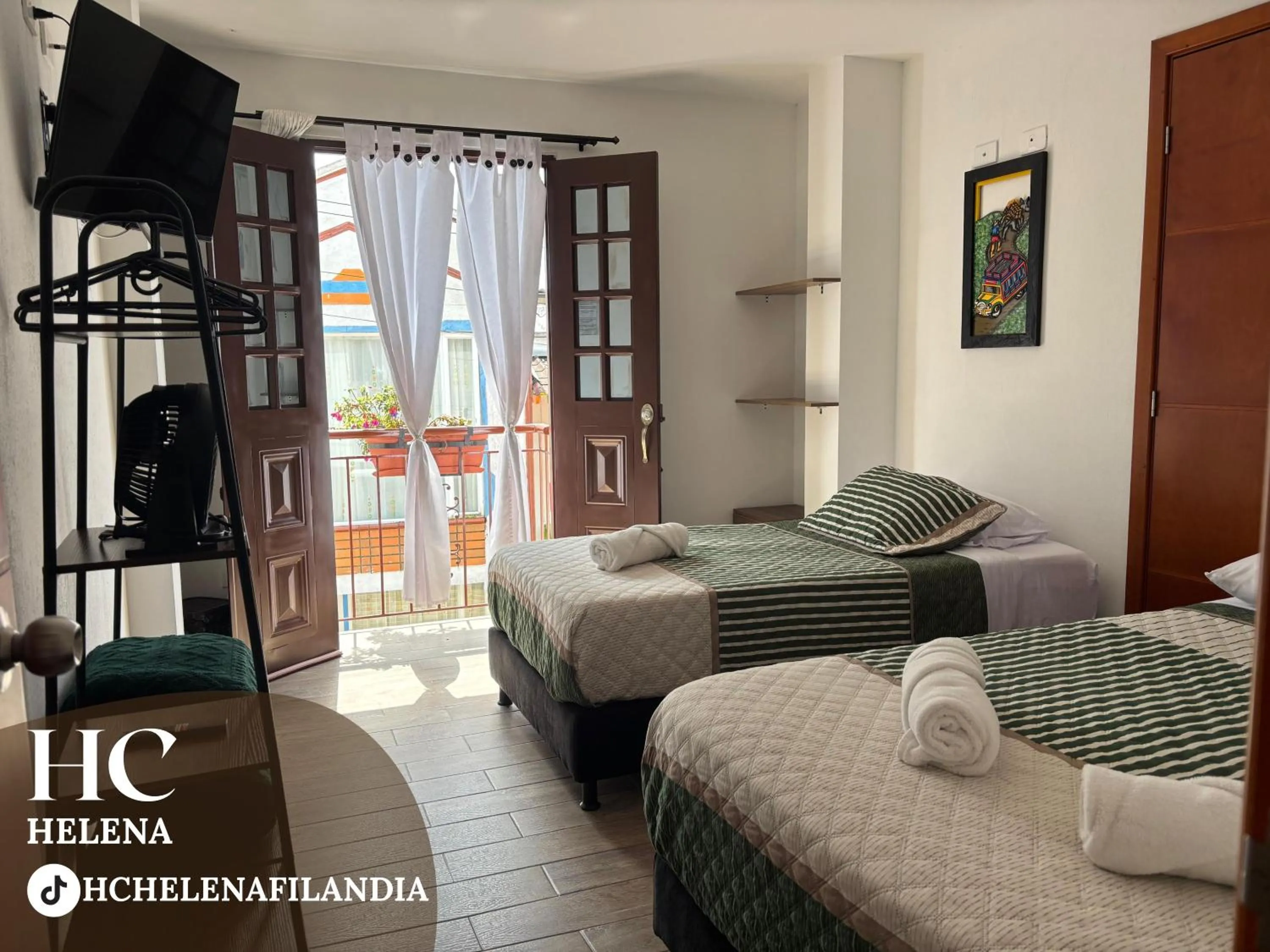 Photo of the whole room, Bed in HC Helena