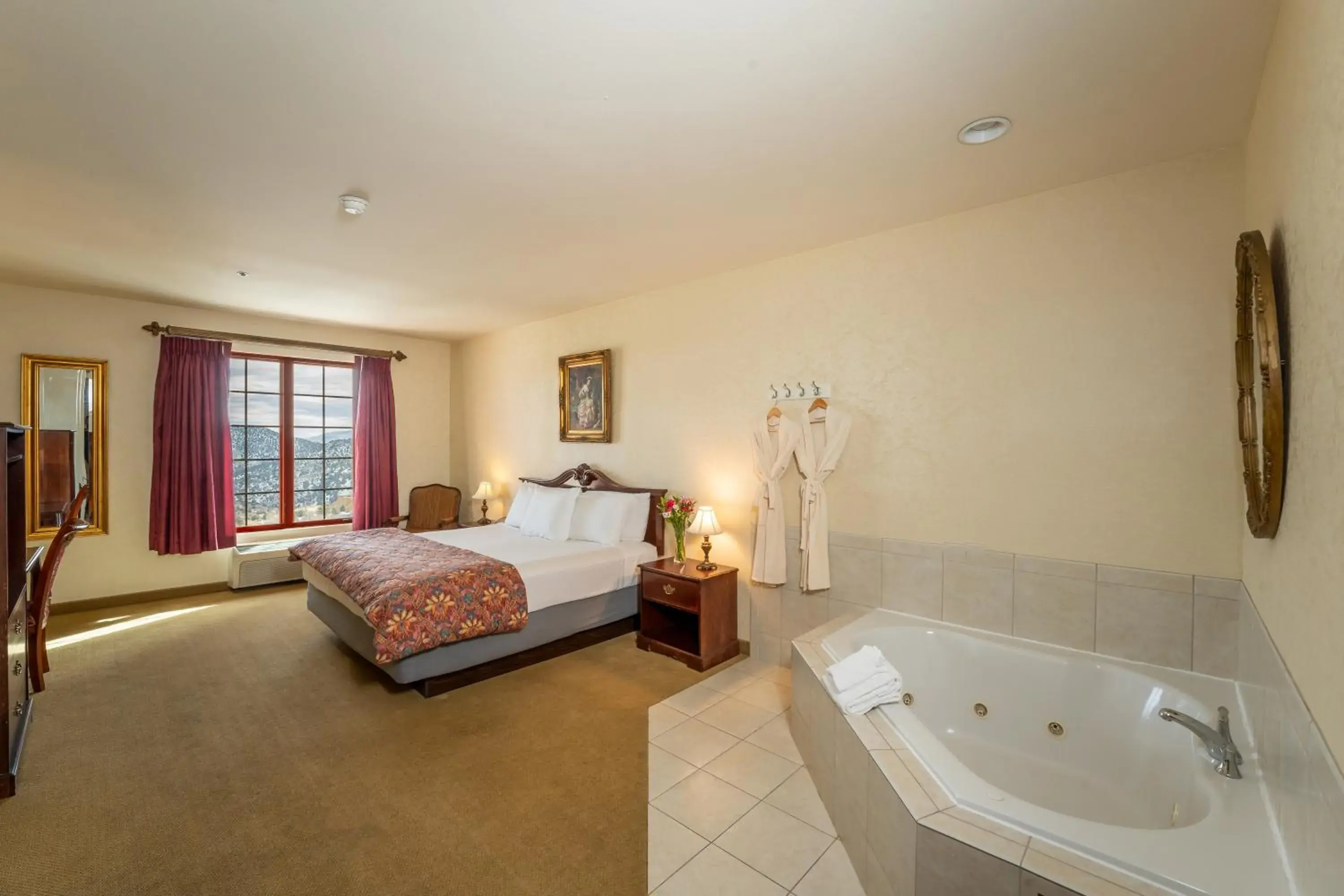 Junior Suite in Silverland Inn Junior Suite in Silverland Inn