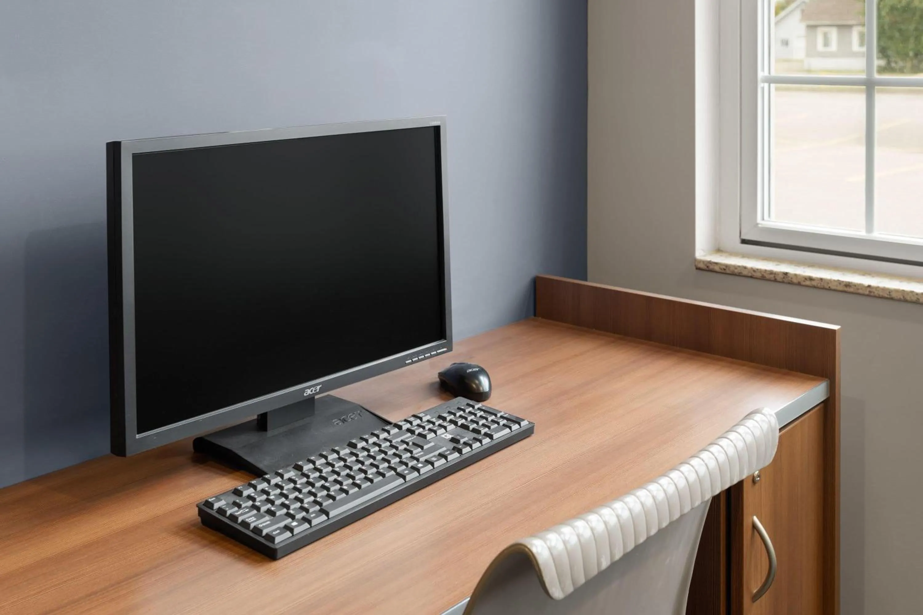 Business facilities in Microtel Inn & Suites Sault Ste. Marie