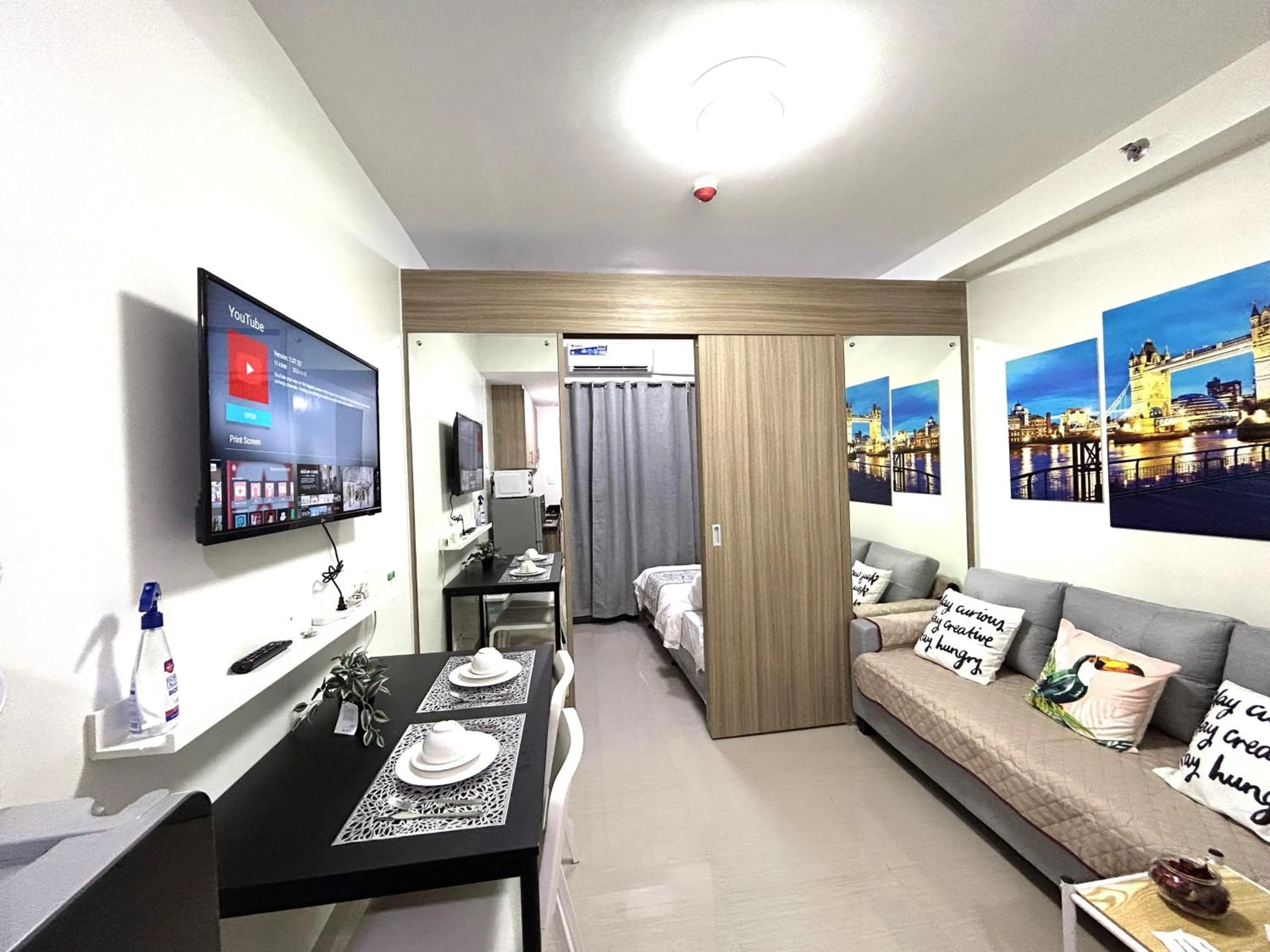 Living room in Shore Residences MOA Dynastel Staycation