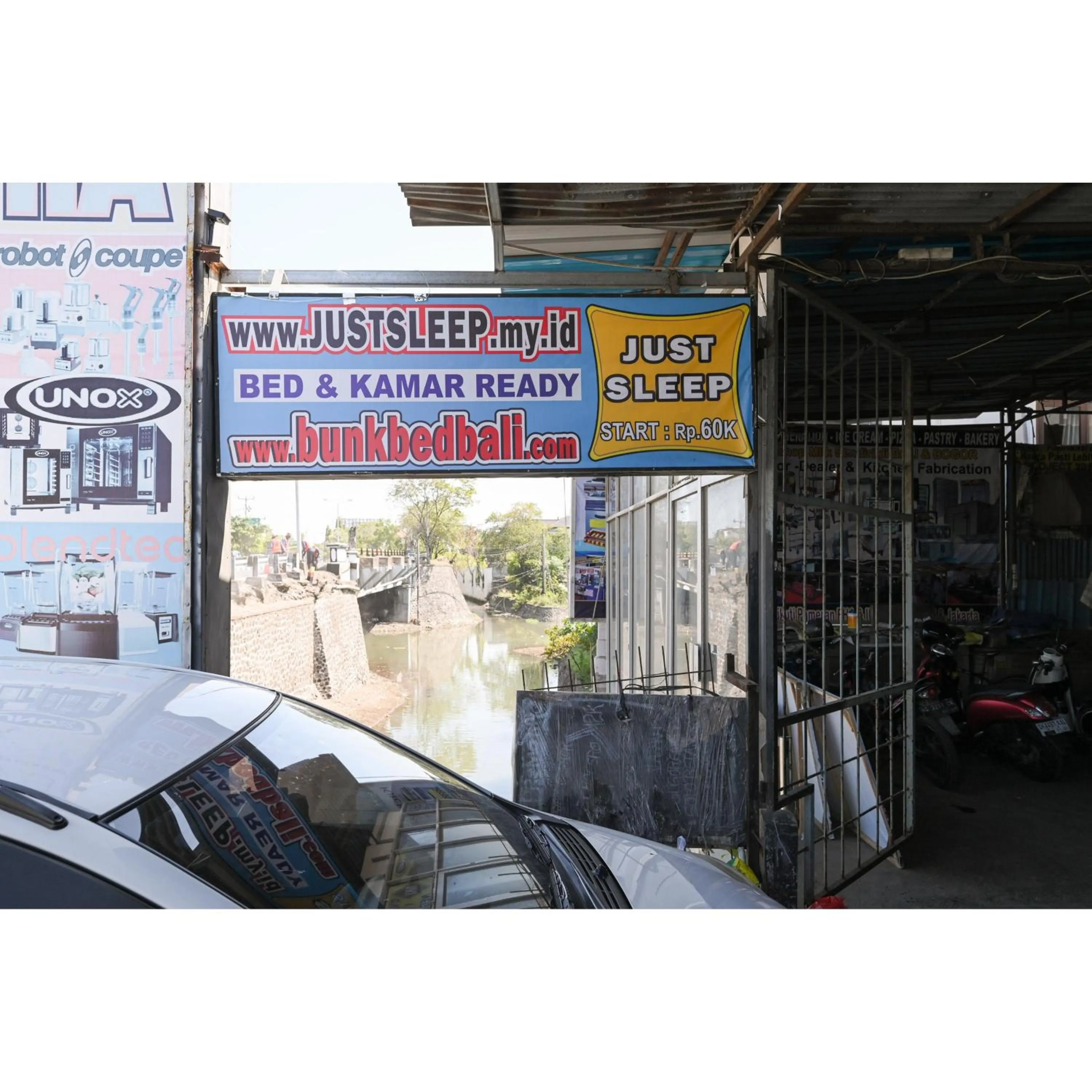 Facade/entrance in Bunk Bed Bali near Sanur Mitra RedDoorz