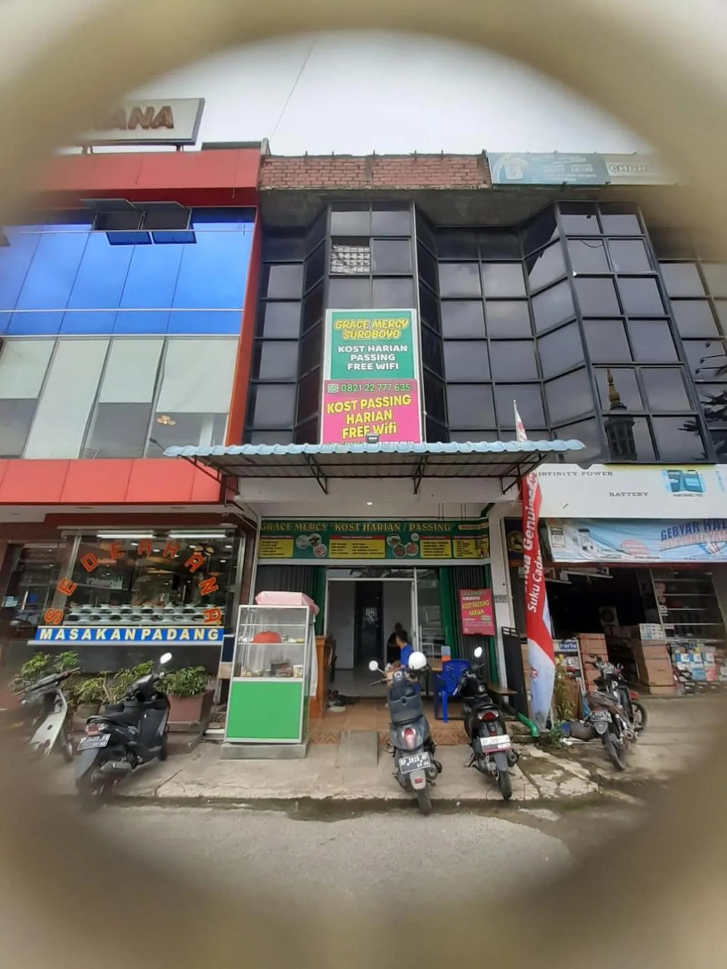 Facade/entrance in Hotel O Grace Homestay SyariahNearMall Nagoya Hill