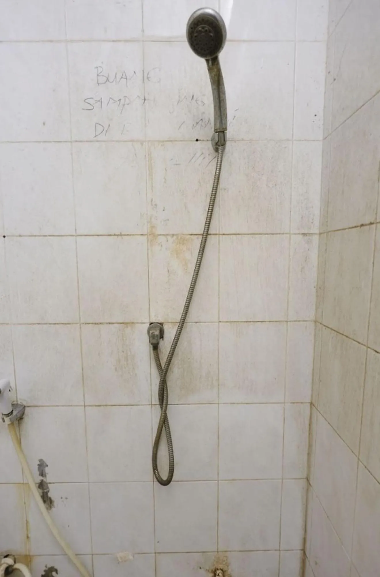 Bathroom in Hotel O Grace Homestay SyariahNearMall Nagoya Hill