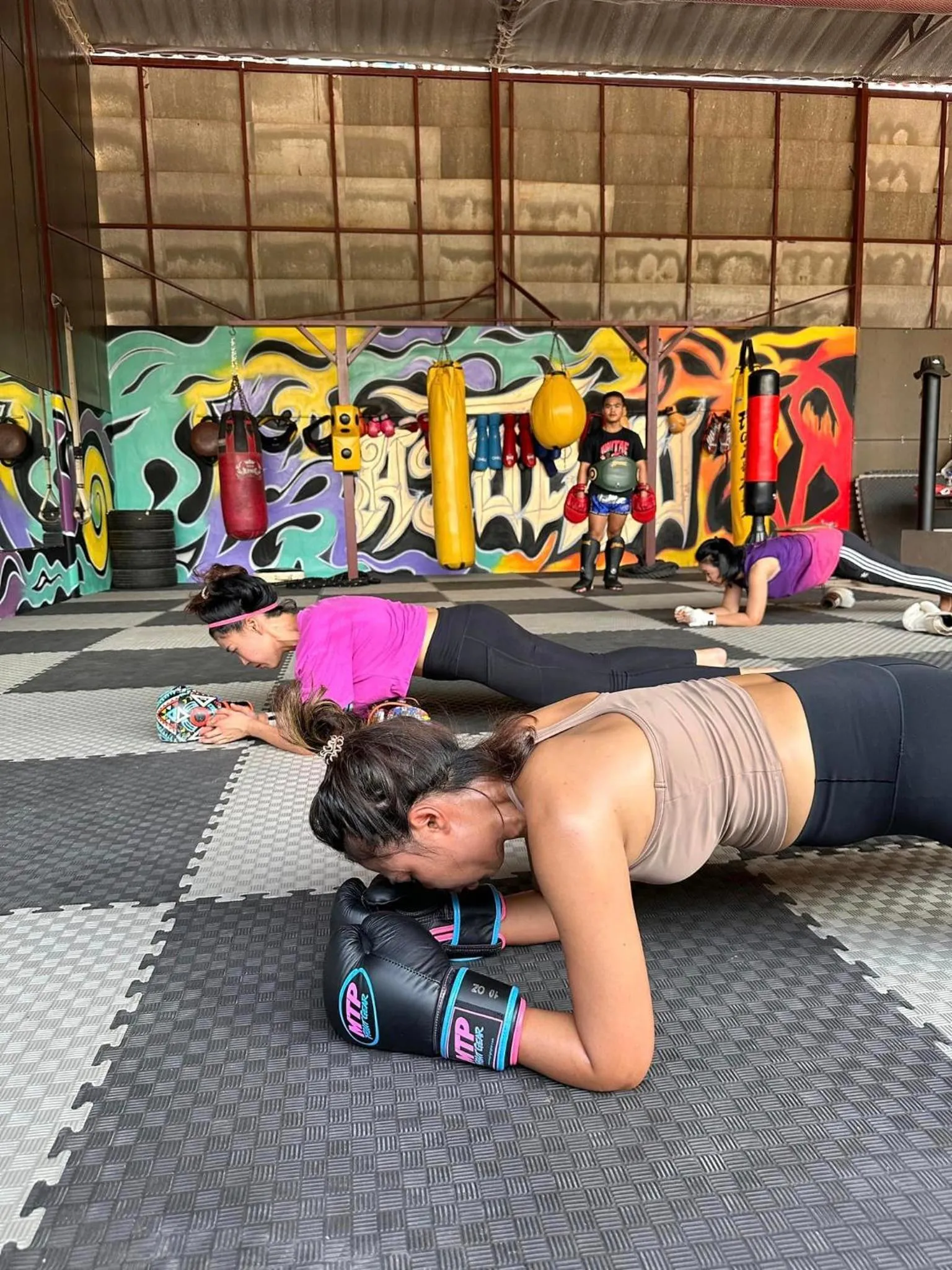 Activities in Golden House Hotel Sakaeo