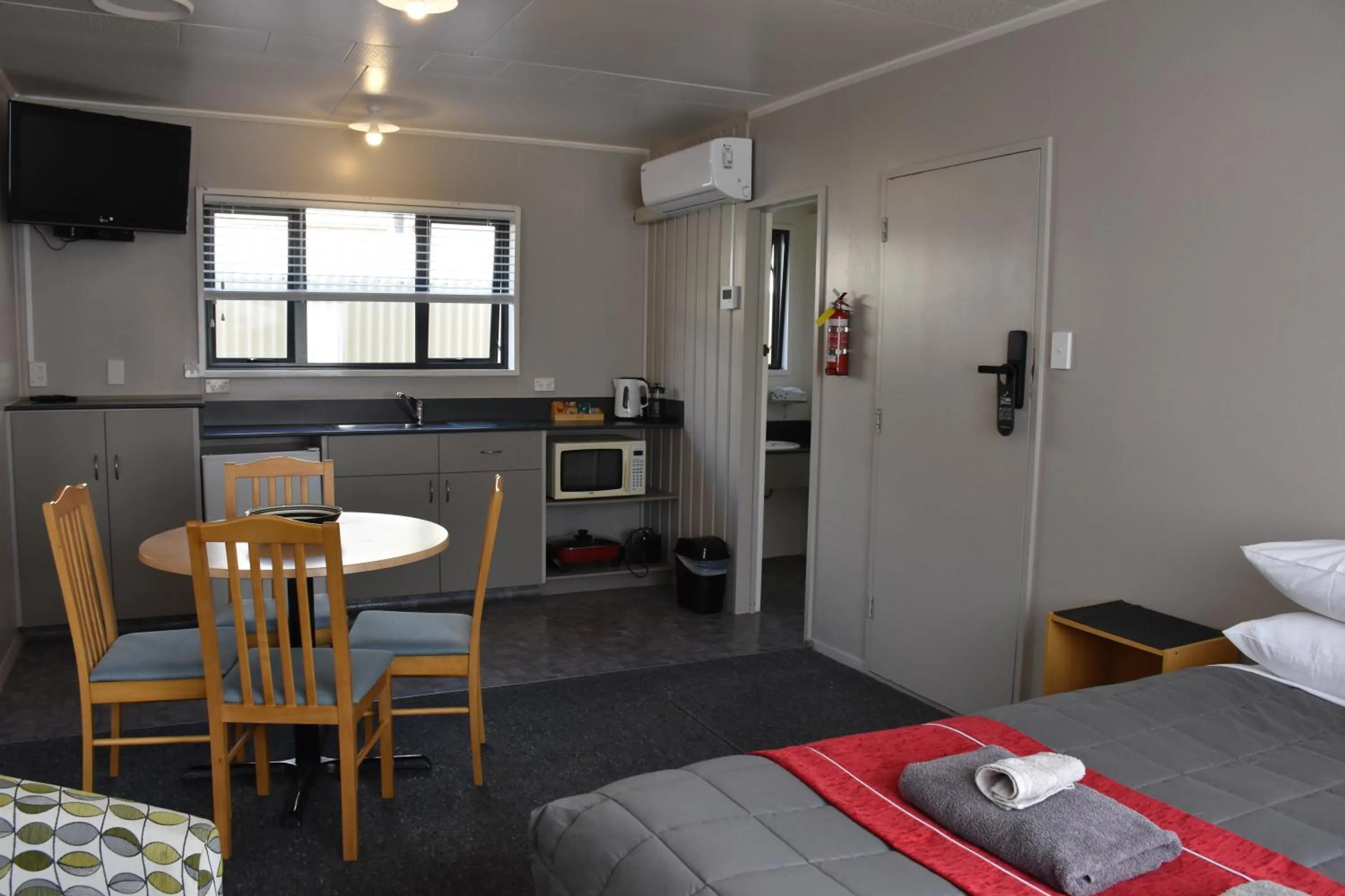 Bed in Roxburgh Motels