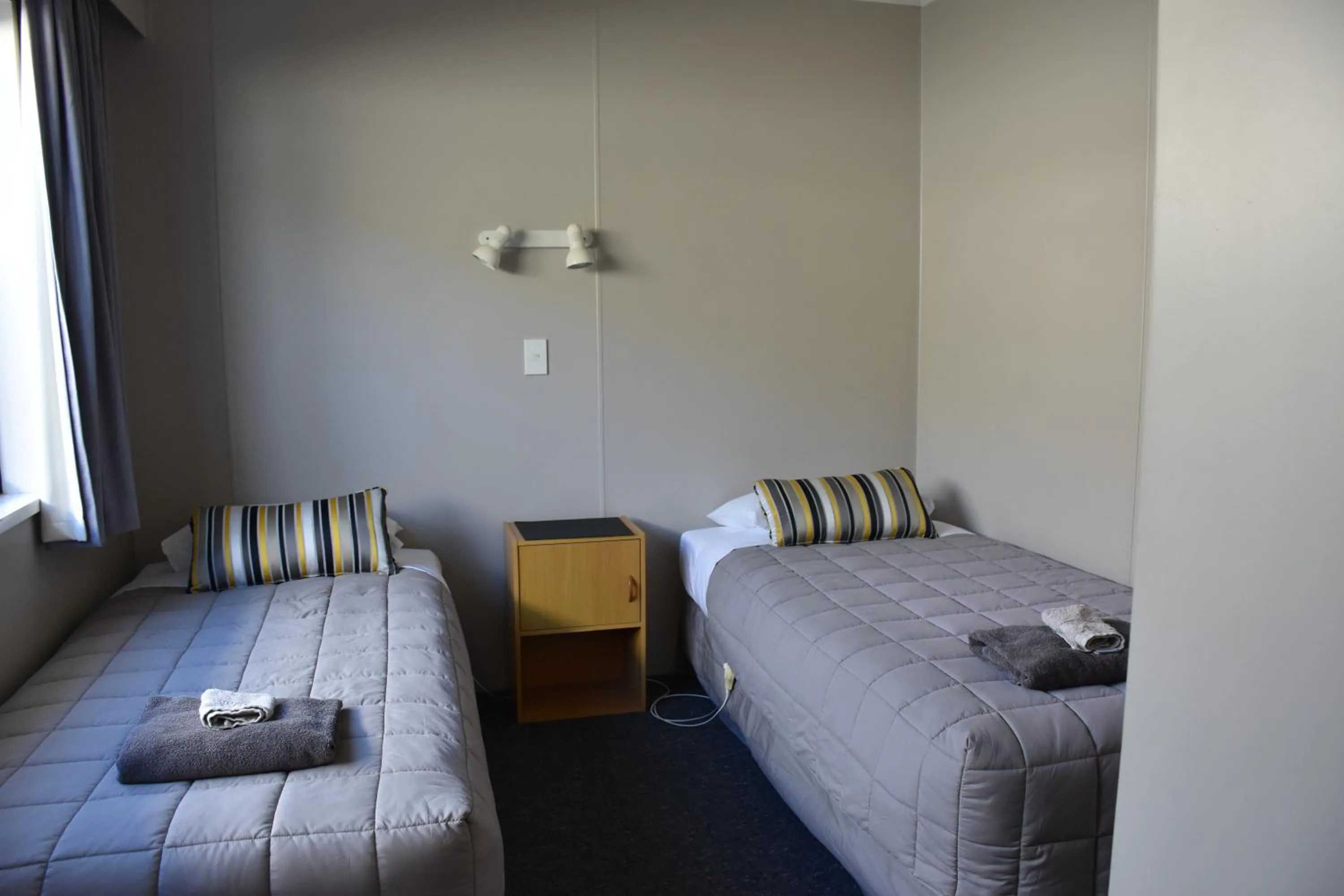 Bed in Roxburgh Motels