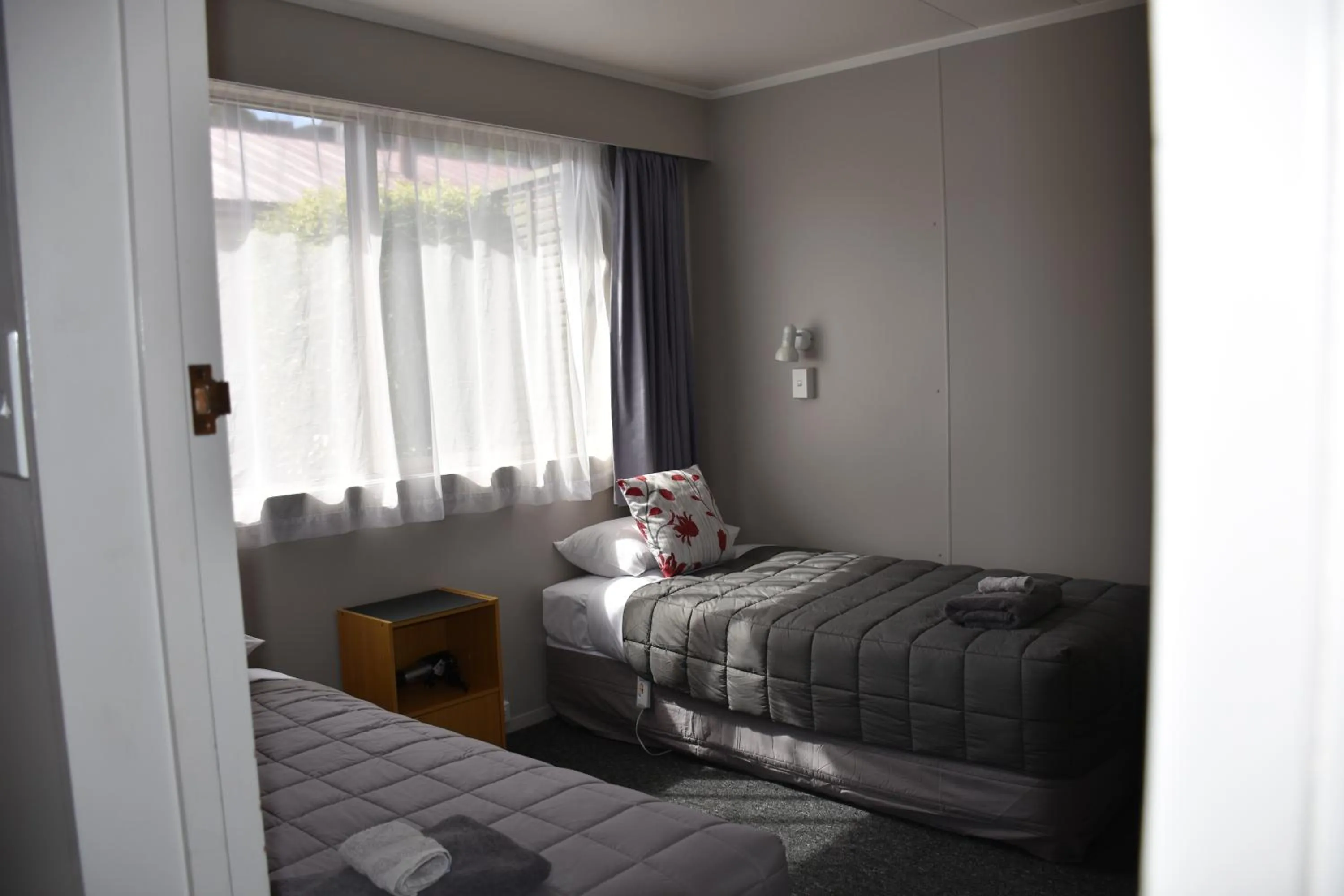 Bed in Roxburgh Motels