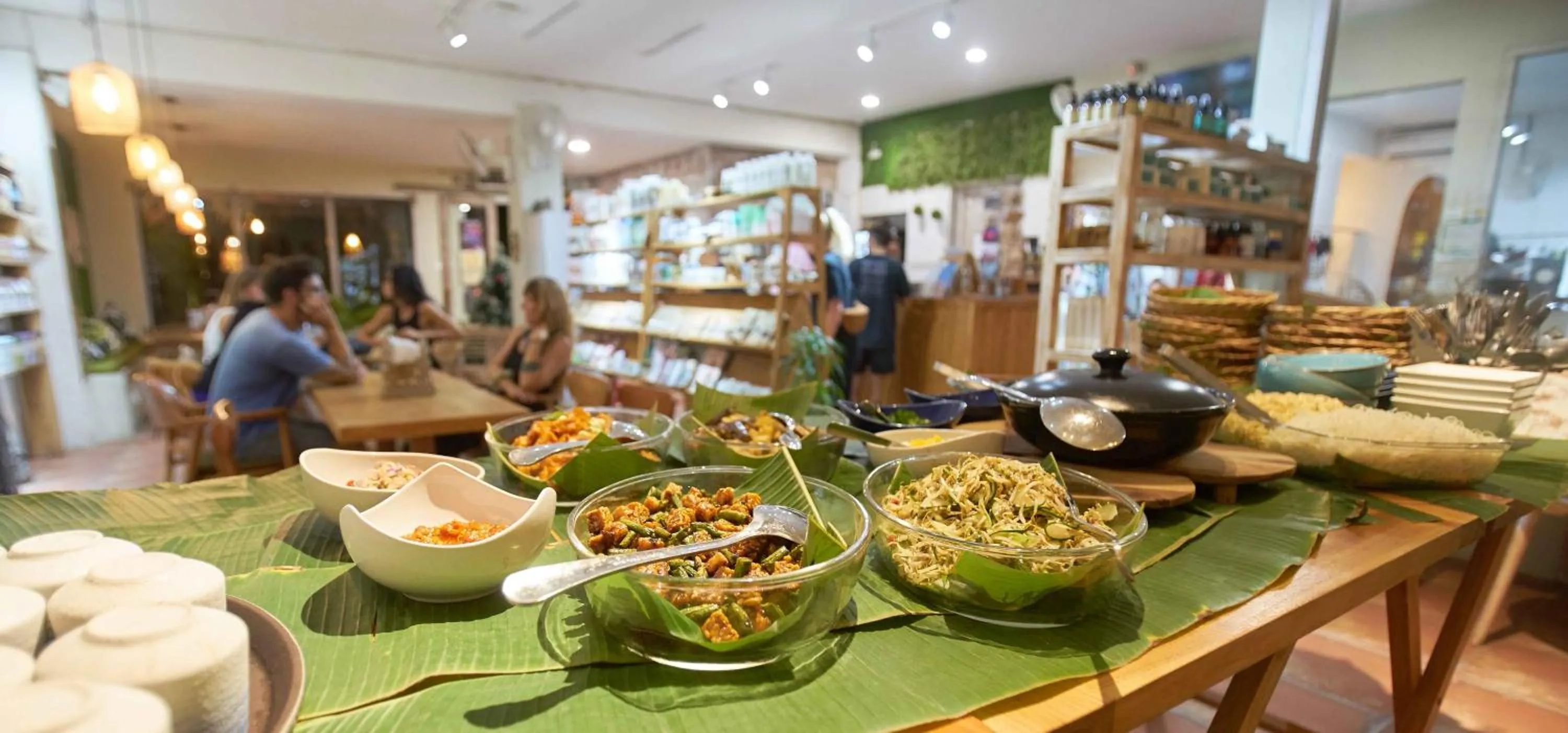 Restaurant/places to eat in Risna Homestay