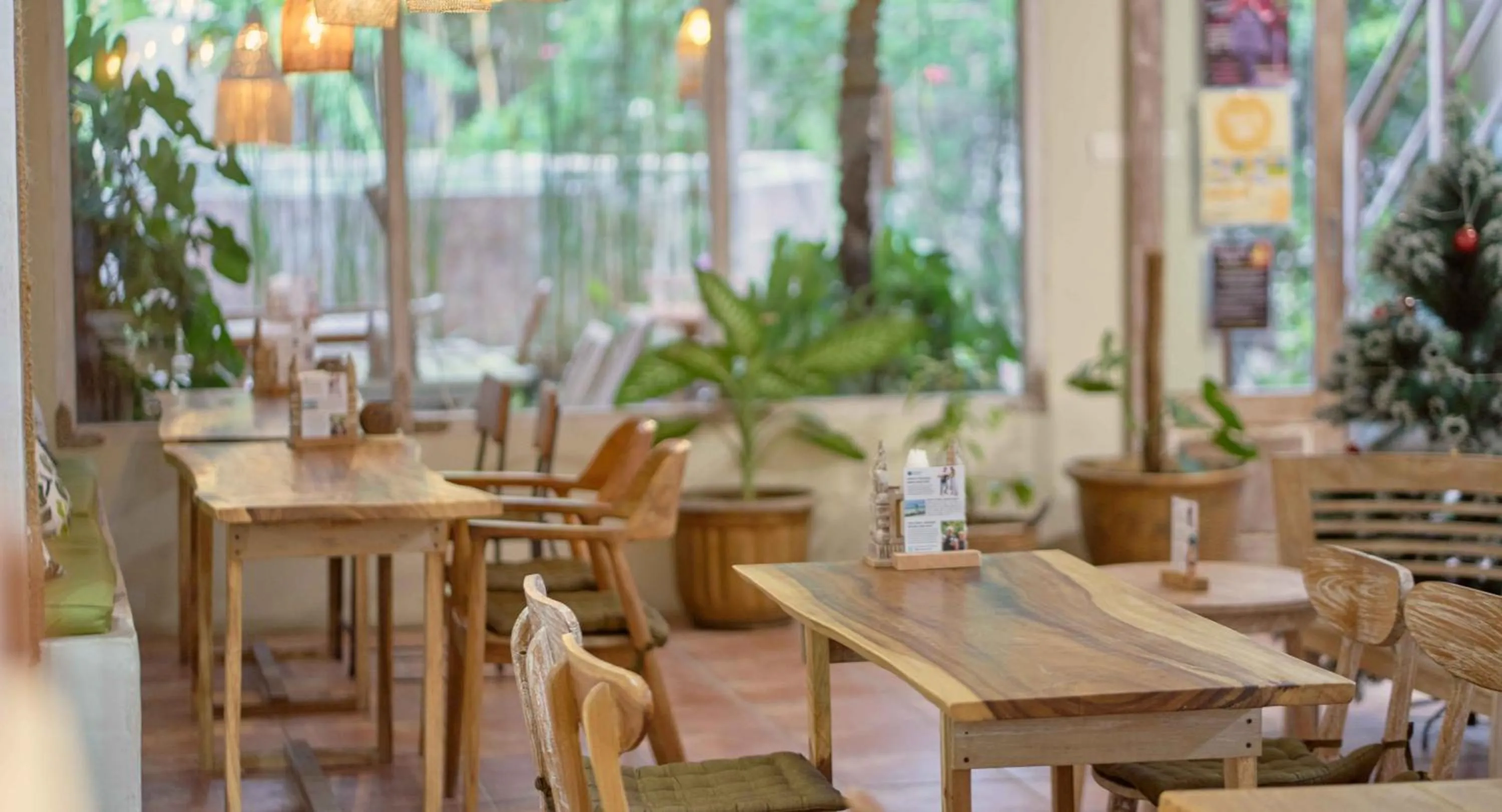 Restaurant/places to eat in Risna Homestay