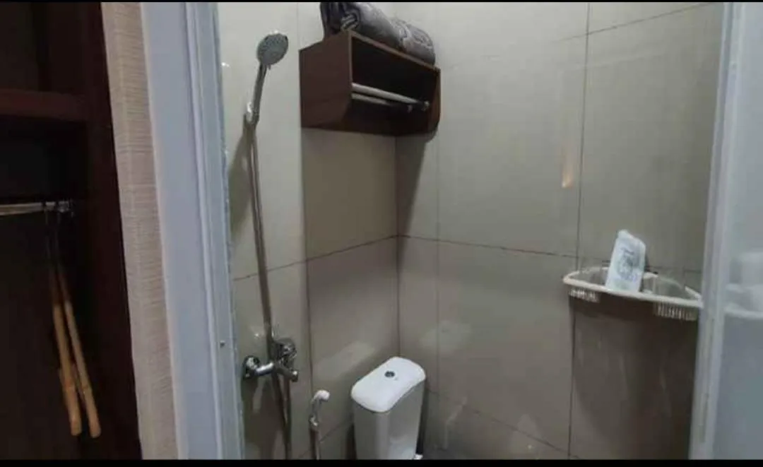 Toilet in J&L Inn Semarang