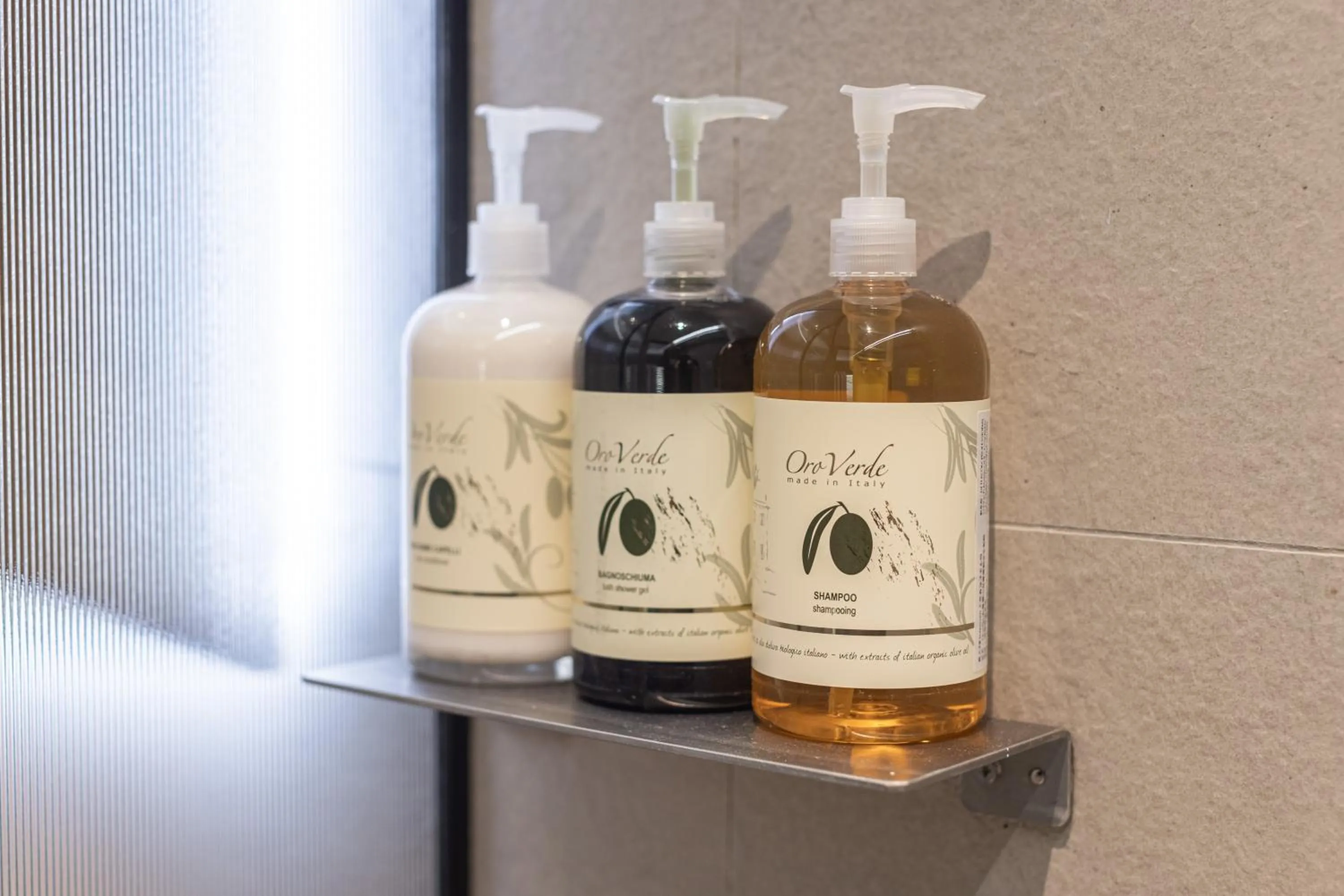 Bathroom in Green Hotel