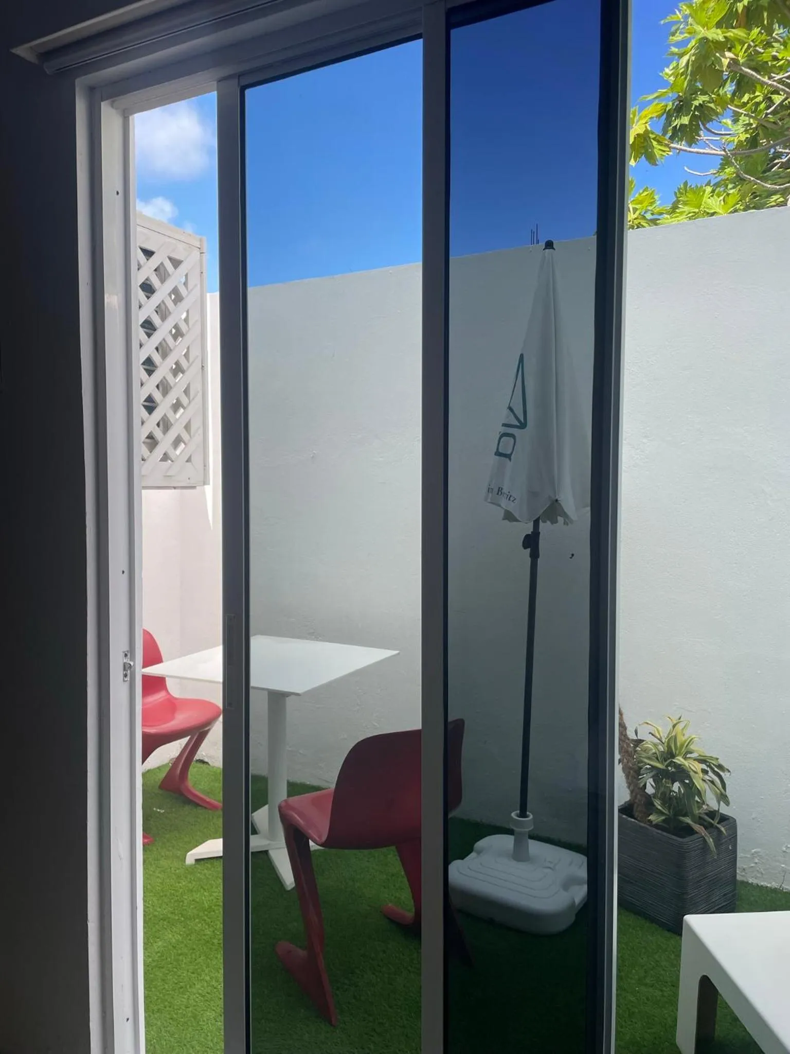 Patio in EQ SURF RETREAT