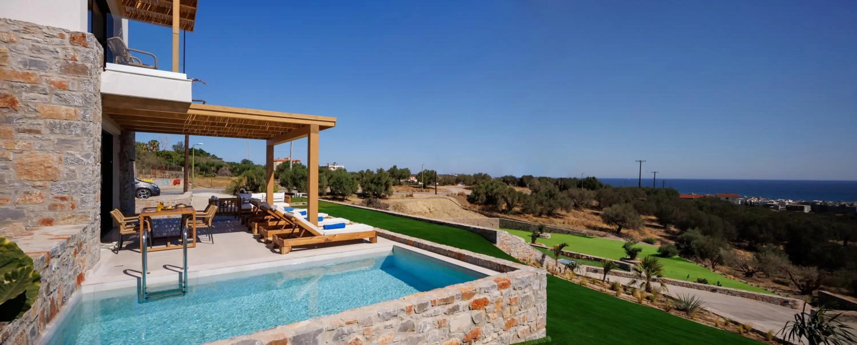 Deos Luxury Suites - Adults Only