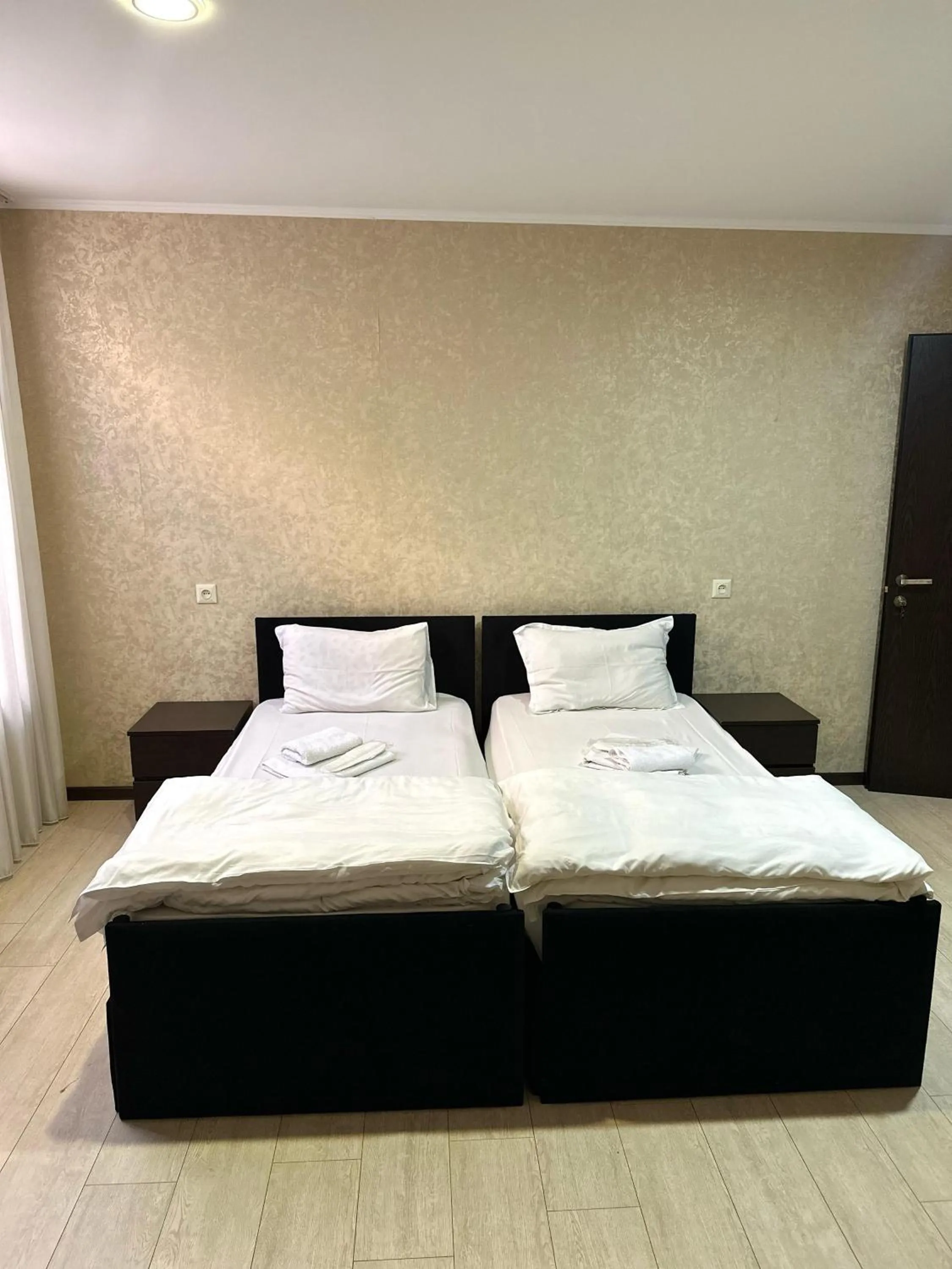 Bed in Red Fox Guesthouse