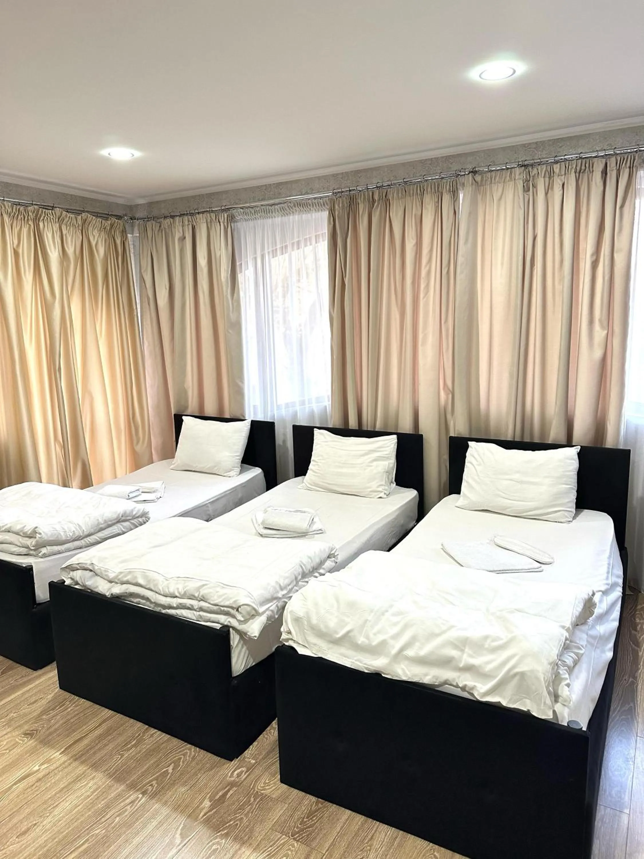 Bed in Red Fox Guesthouse