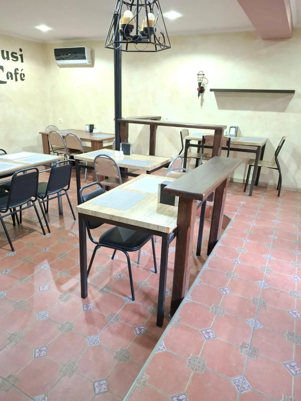 Restaurant/places to eat in Red Fox Guesthouse