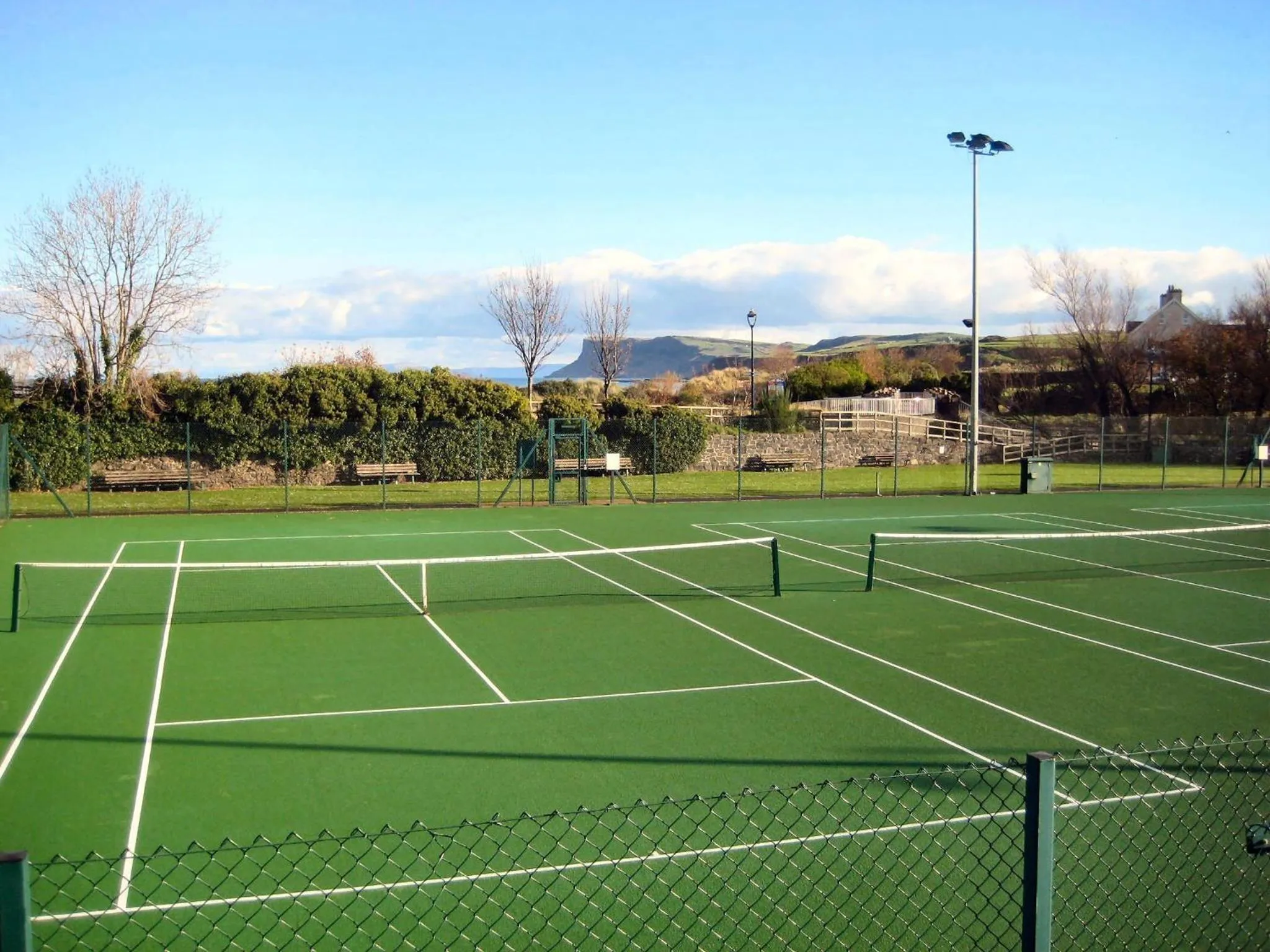 Tennis court in Glen Haven Bed and Breakfast