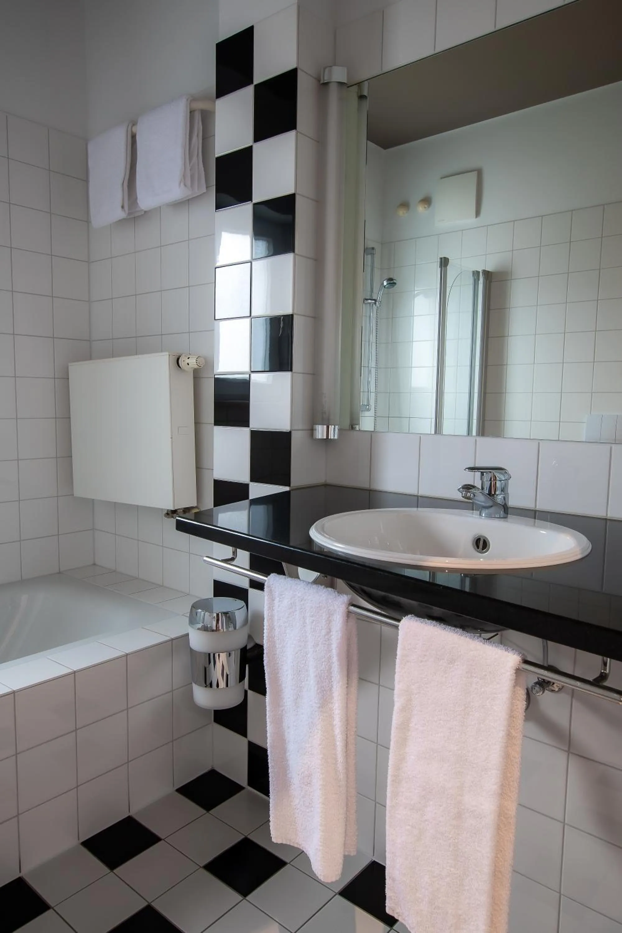 Bathroom in Hotel & Restaurant Bestenheider Stuben